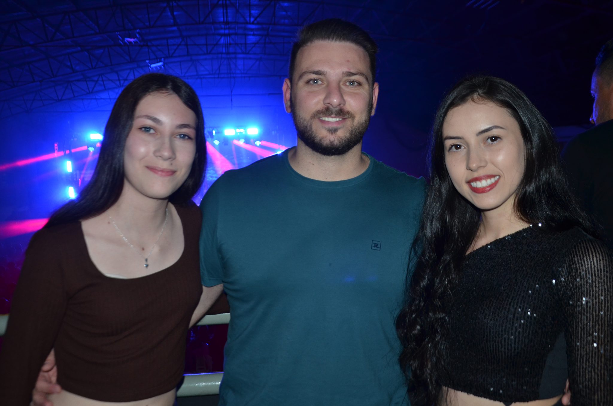 FW- Show Anjos do Hanngar e Reação em Cadeia