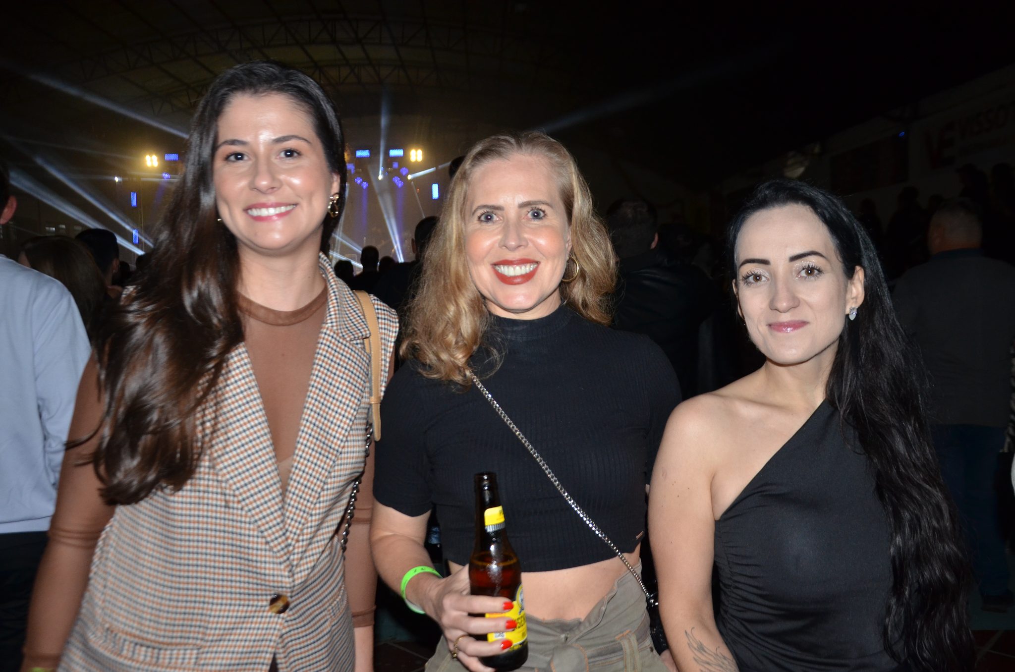 FW- Show Anjos do Hanngar e Reação em Cadeia