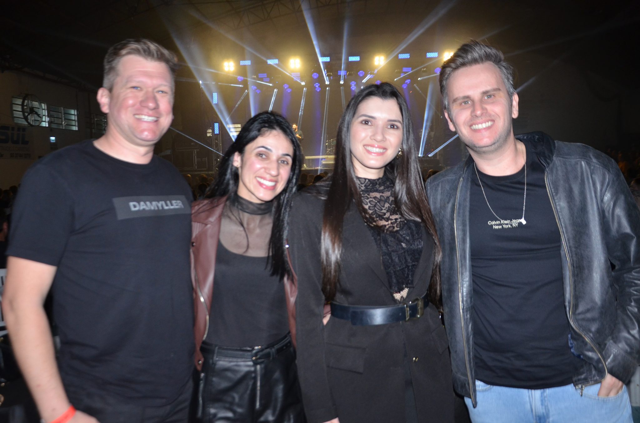 FW- Show Anjos do Hanngar e Reação em Cadeia