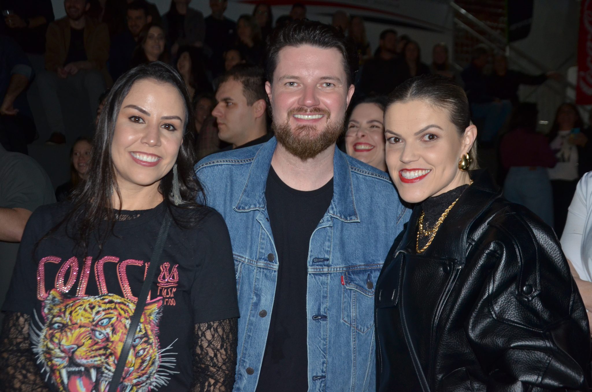 FW- Show Anjos do Hanngar e Reação em Cadeia
