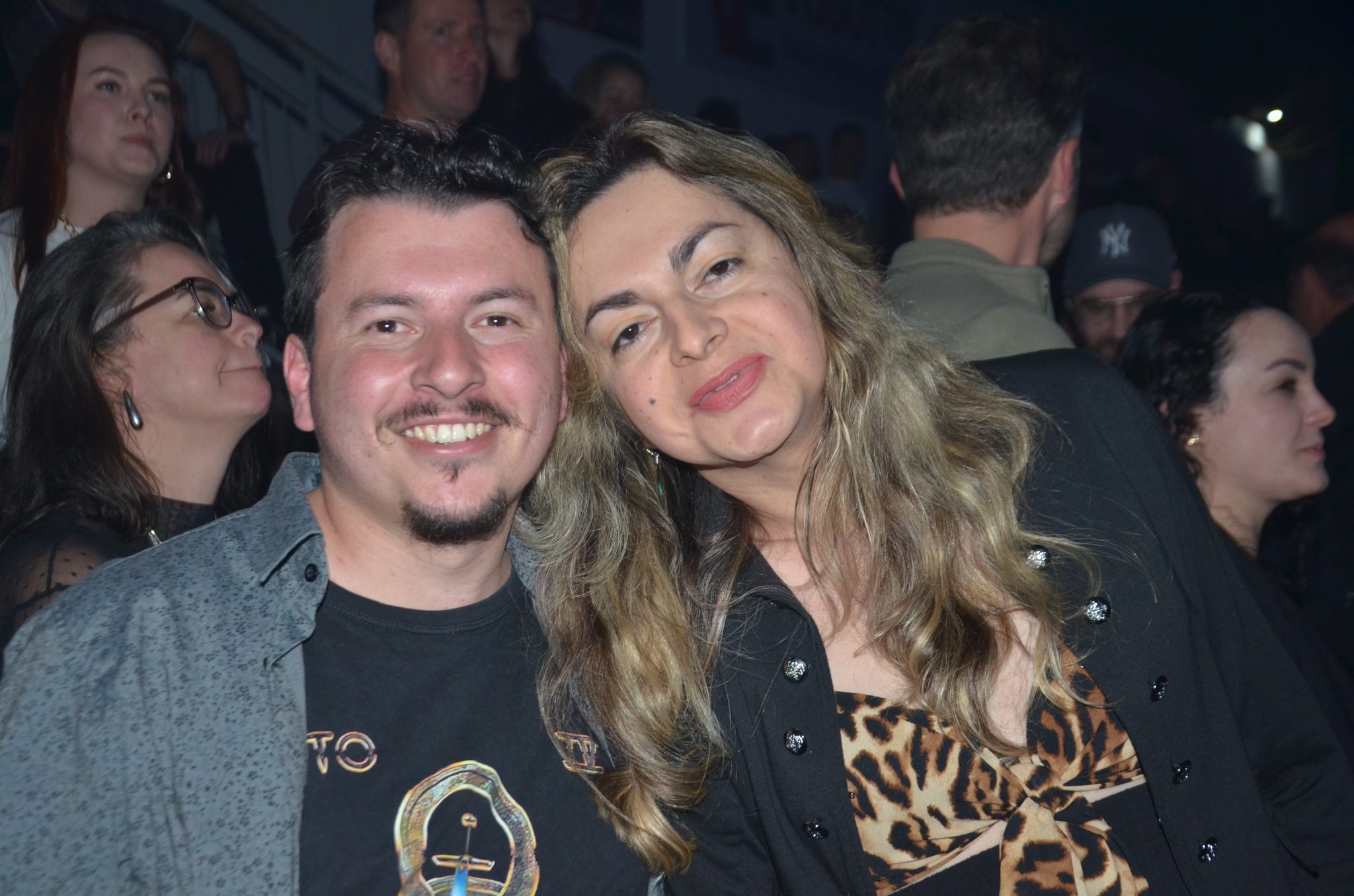 FW- Show Anjos do Hanngar e Reação em Cadeia