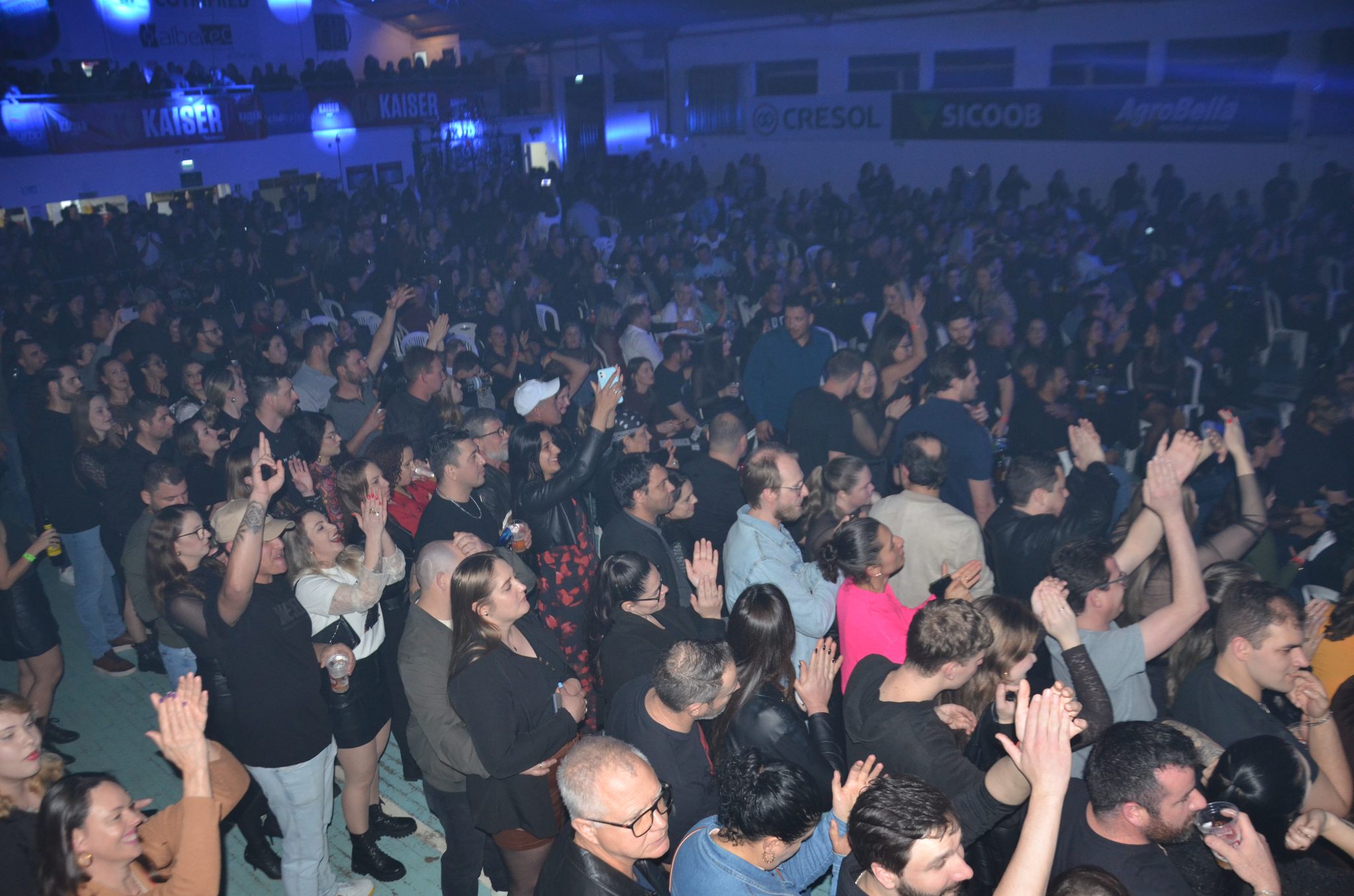 FW- Show Anjos do Hanngar e Reação em Cadeia