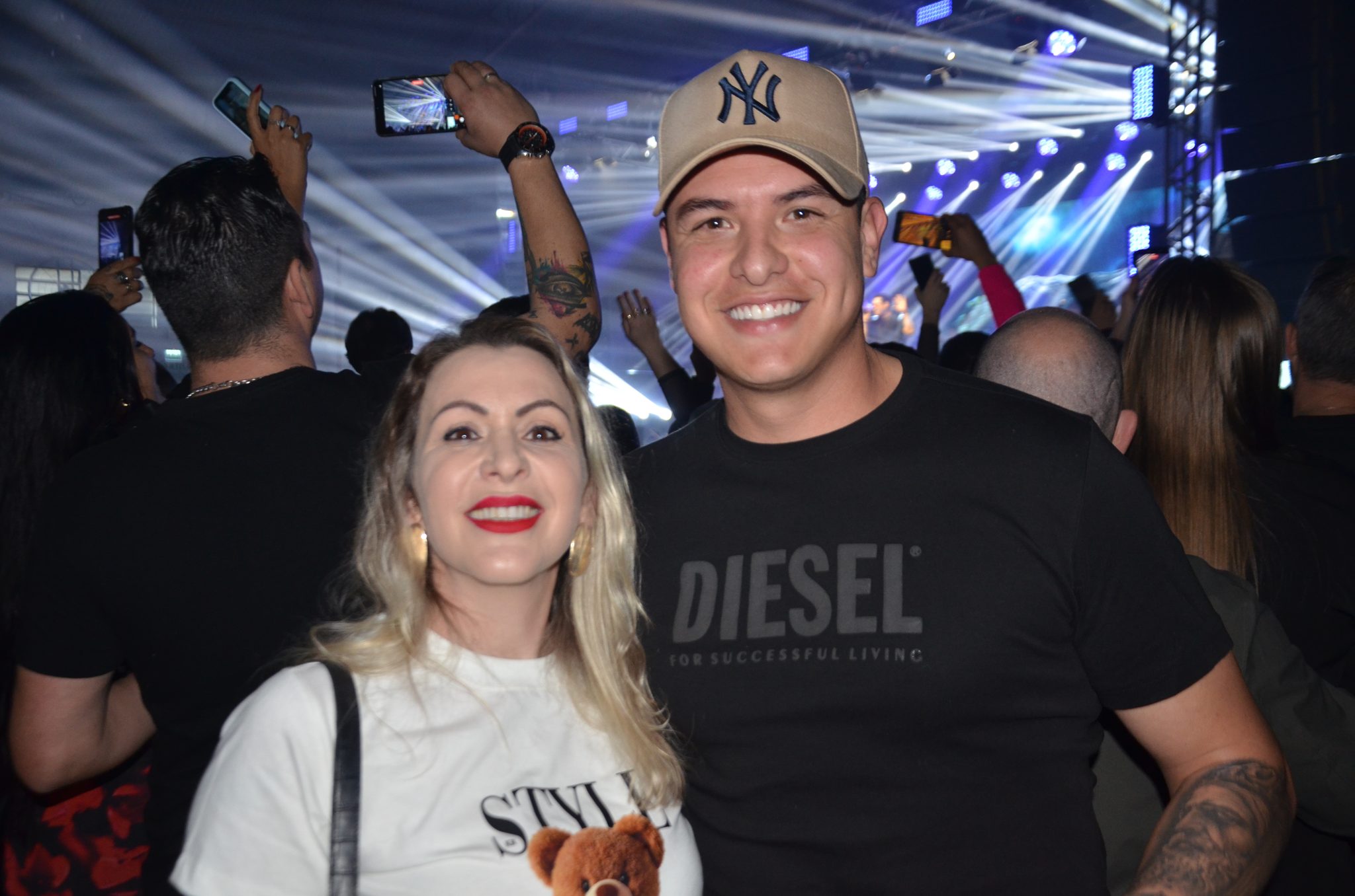 FW- Show Anjos do Hanngar e Reação em Cadeia