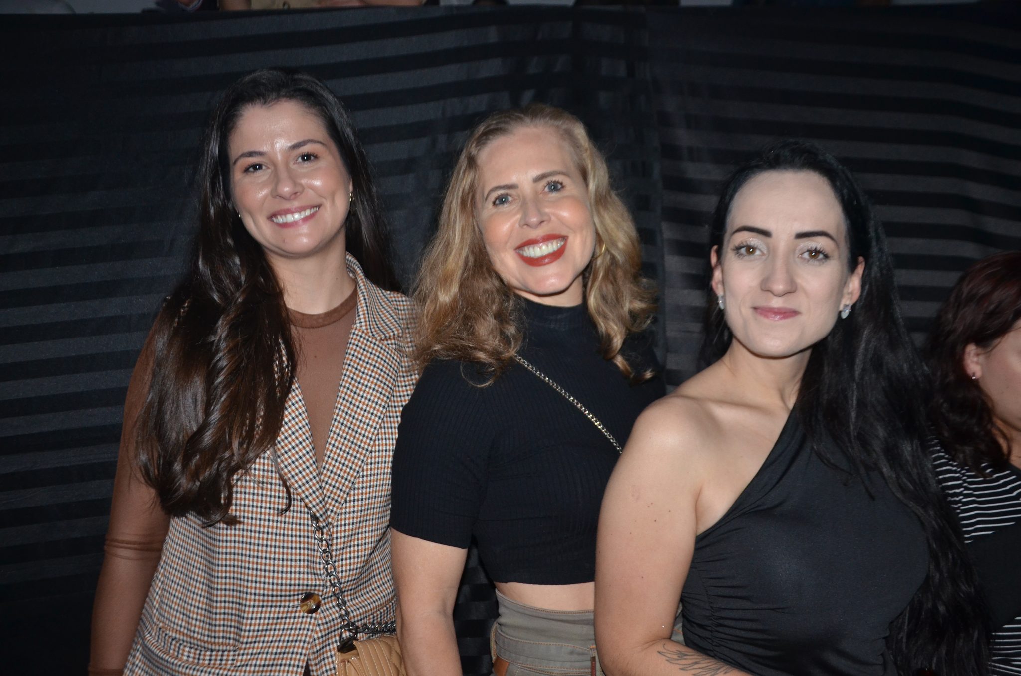 FW- Show Anjos do Hanngar e Reação em Cadeia