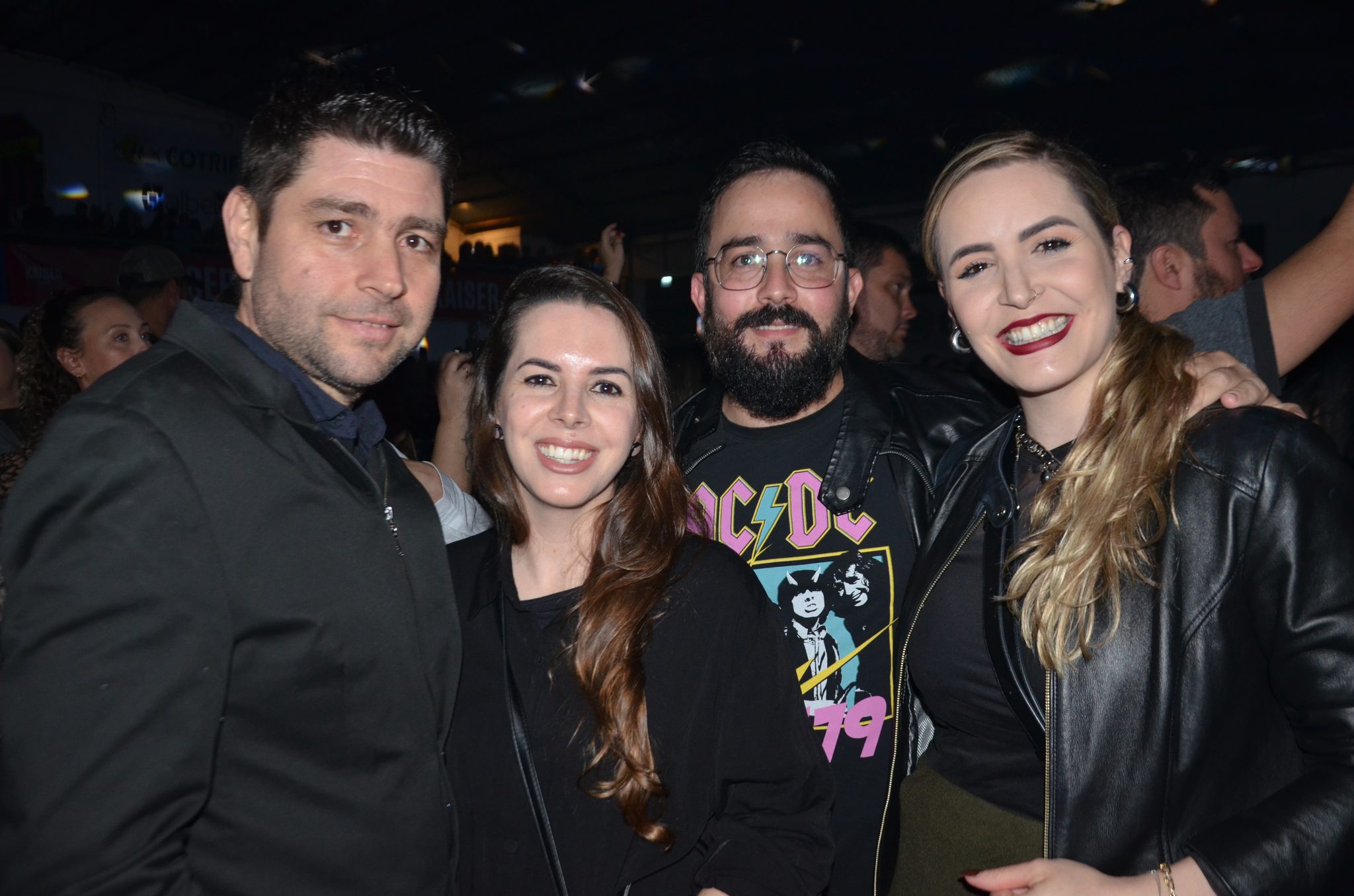 FW- Show Anjos do Hanngar e Reação em Cadeia
