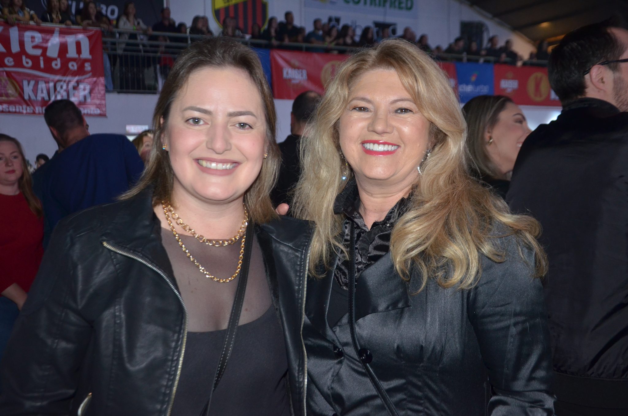 FW- Show Anjos do Hanngar e Reação em Cadeia