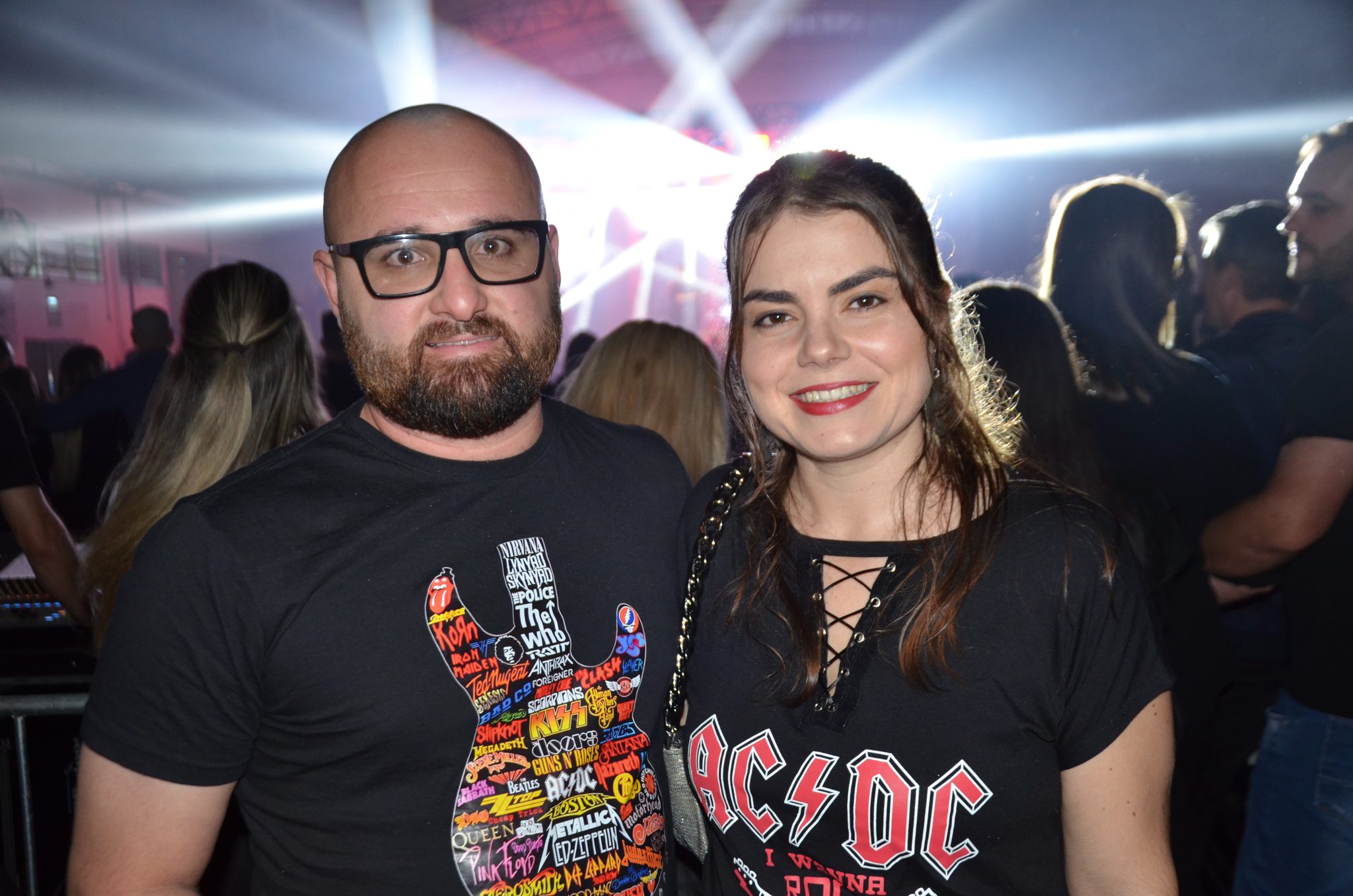 FW- Show Anjos do Hanngar e Reação em Cadeia