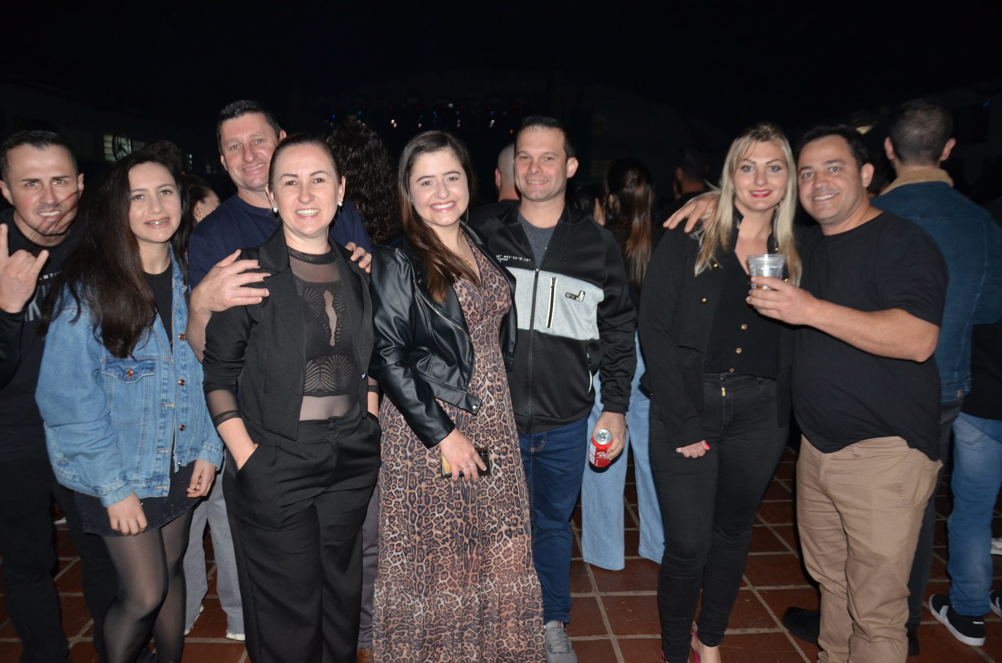FW- Show Anjos do Hanngar e Reação em Cadeia