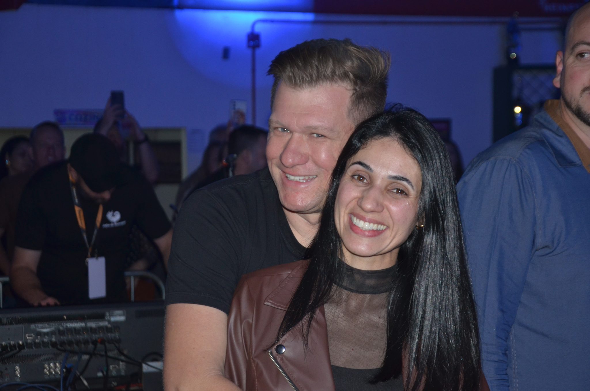FW- Show Anjos do Hanngar e Reação em Cadeia