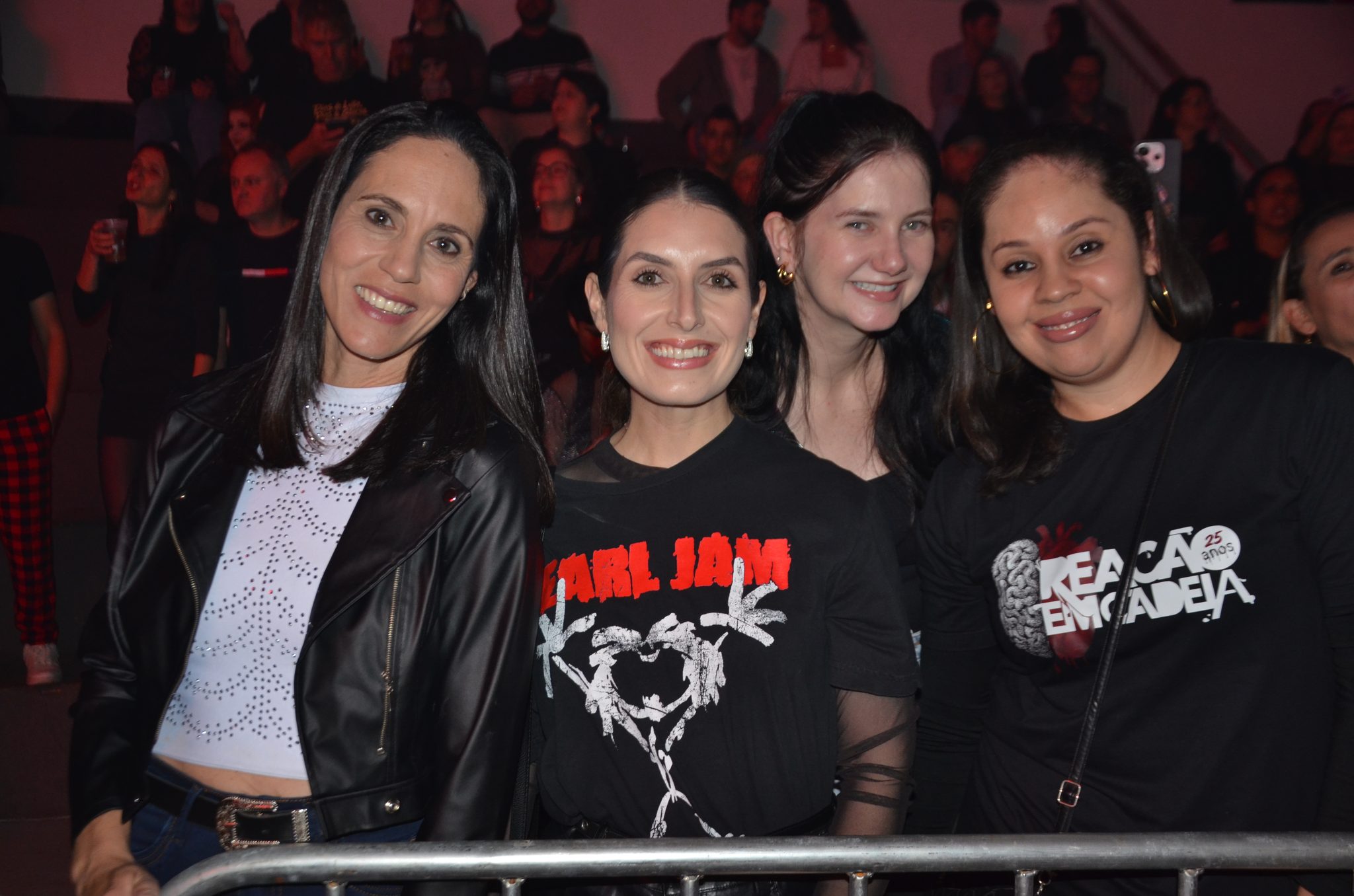 FW- Show Anjos do Hanngar e Reação em Cadeia