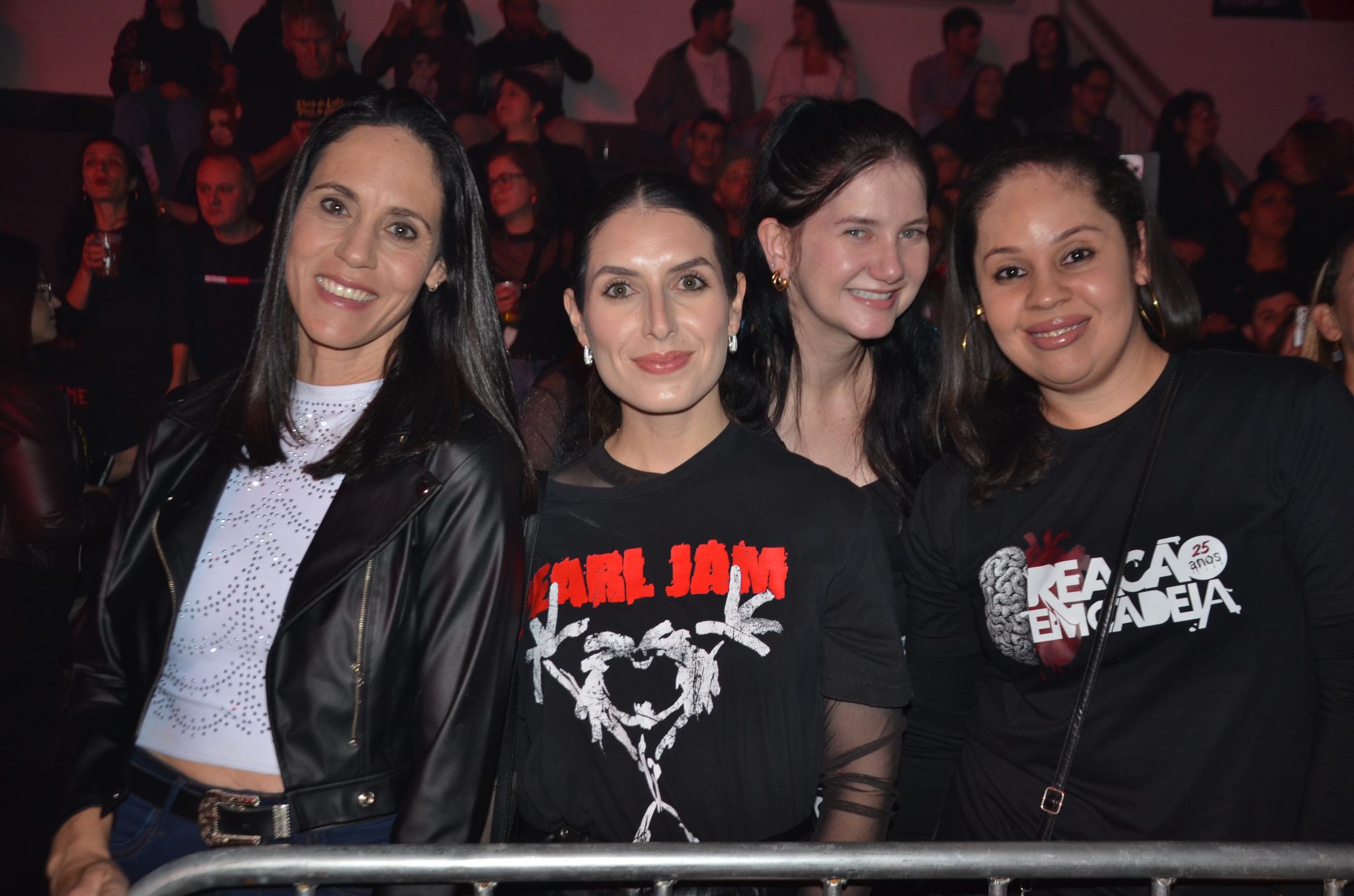 FW- Show Anjos do Hanngar e Reação em Cadeia