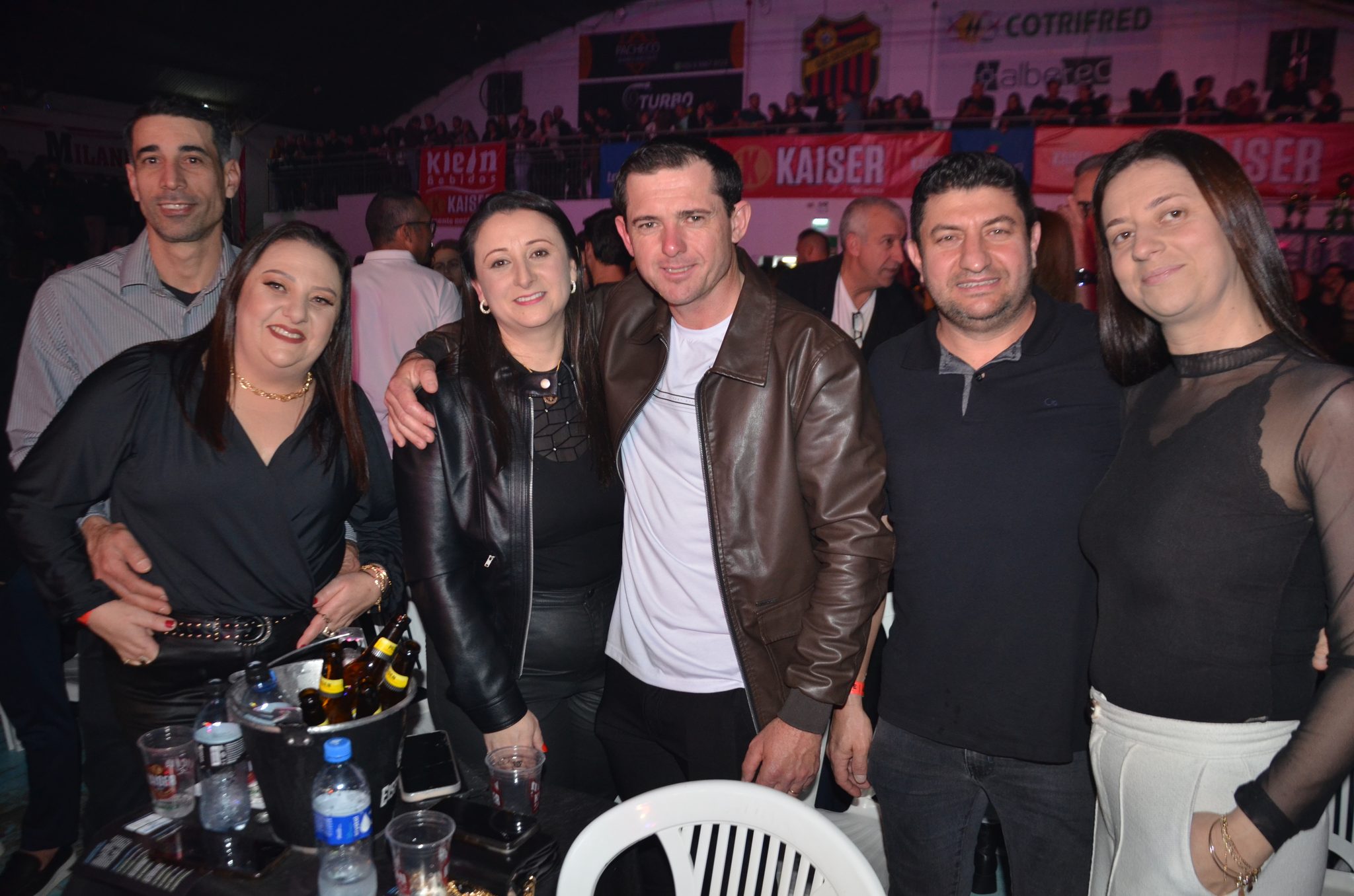 FW- Show Anjos do Hanngar e Reação em Cadeia