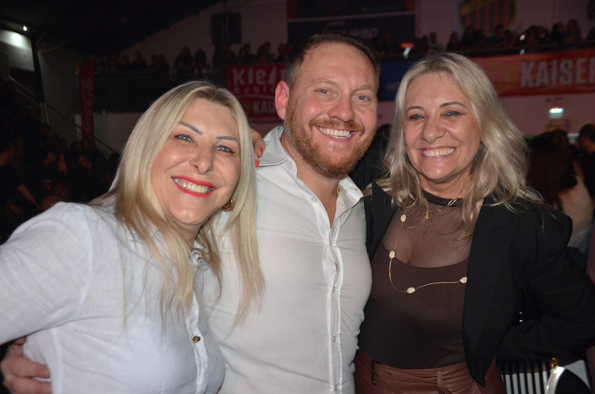 FW- Show Anjos do Hanngar e Reação em Cadeia
