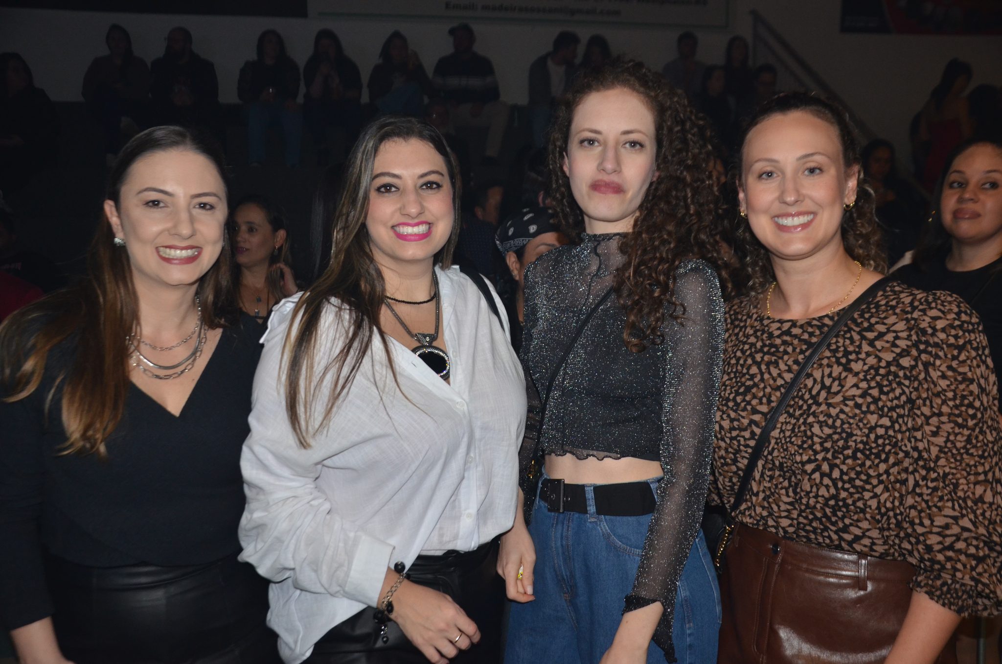FW- Show Anjos do Hanngar e Reação em Cadeia