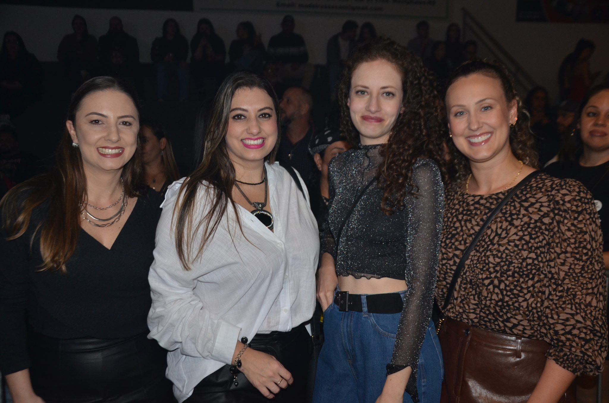 FW- Show Anjos do Hanngar e Reação em Cadeia