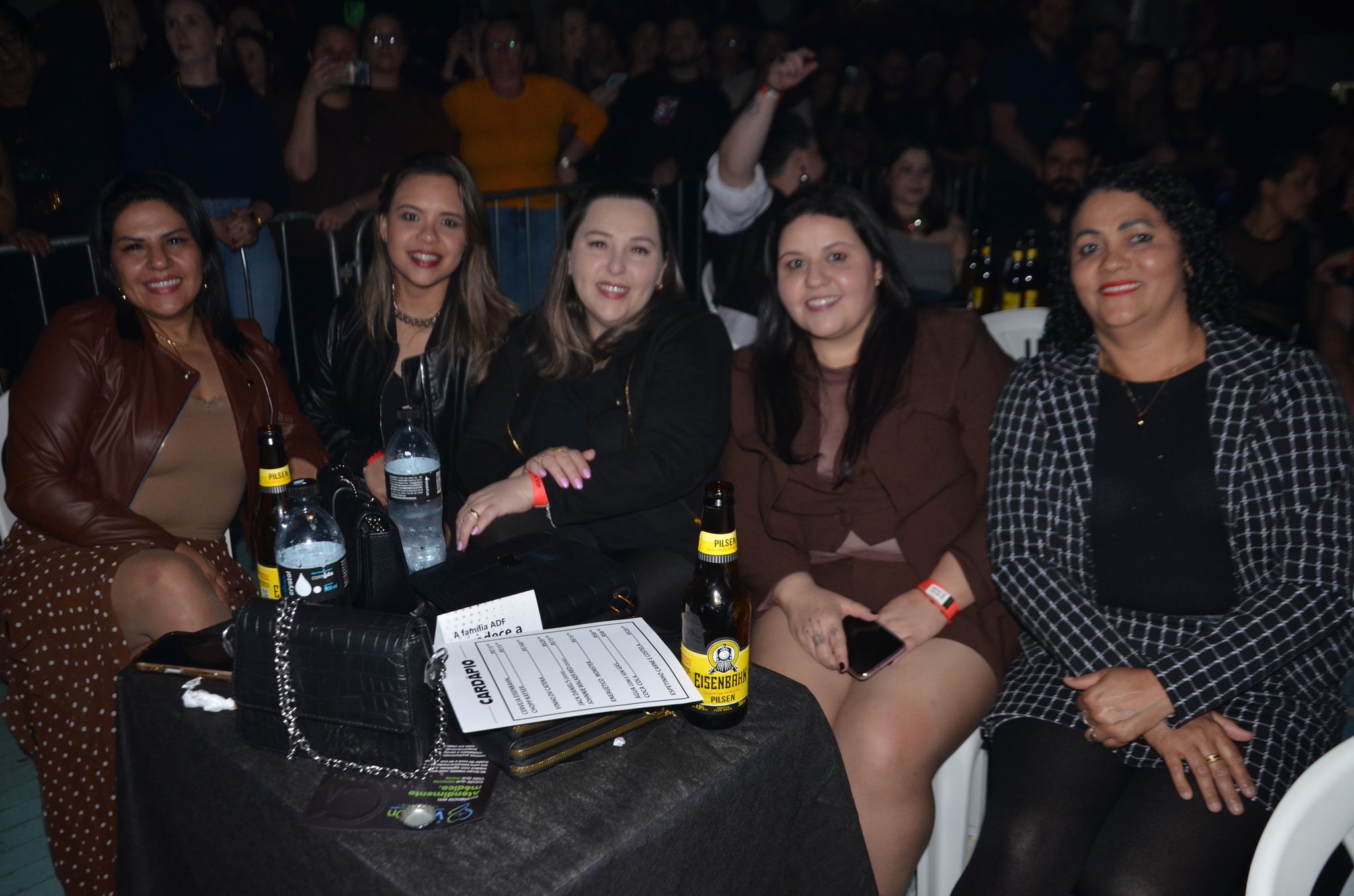 FW- Show Anjos do Hanngar e Reação em Cadeia