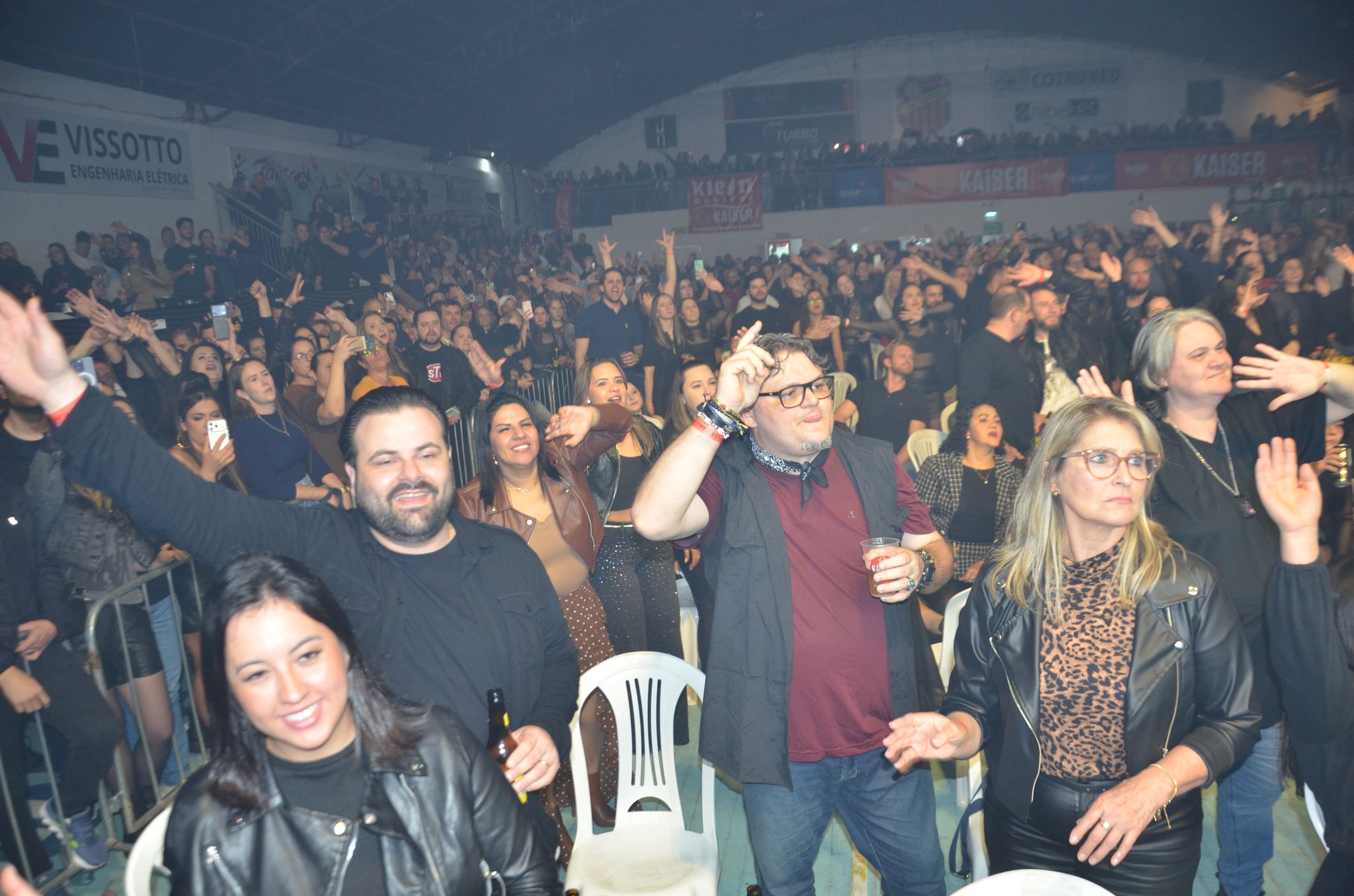 FW- Show Anjos do Hanngar e Reação em Cadeia