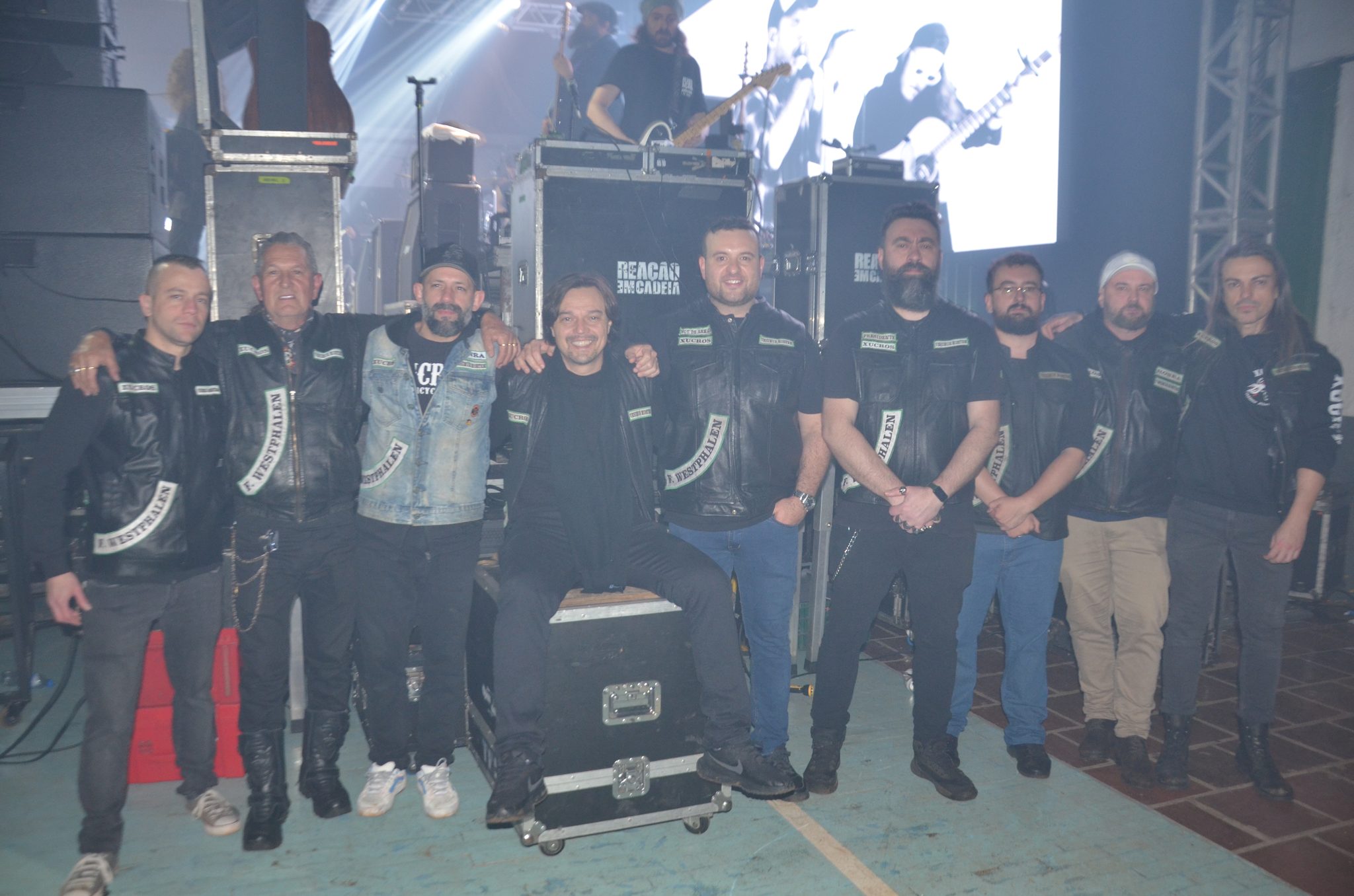 FW- Show Anjos do Hanngar e Reação em Cadeia