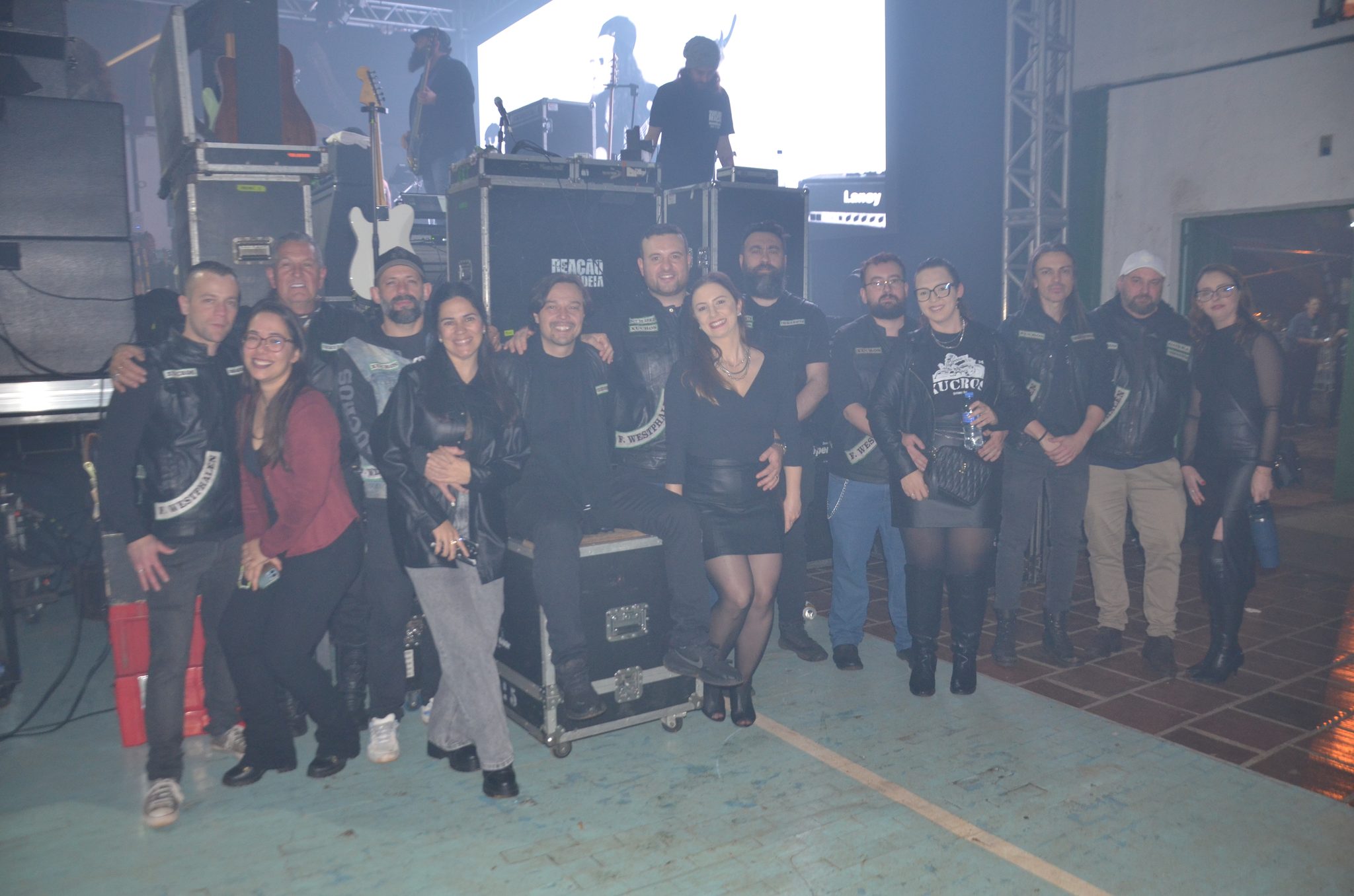FW- Show Anjos do Hanngar e Reação em Cadeia