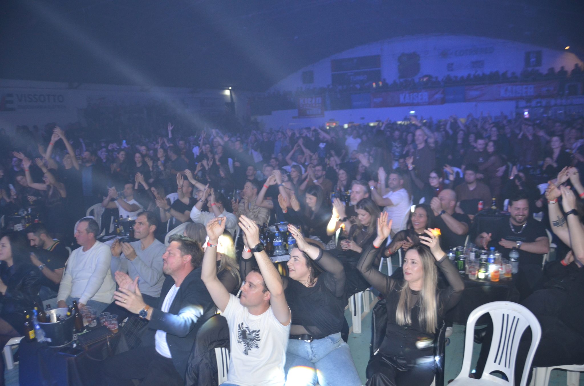 FW- Show Anjos do Hanngar e Reação em Cadeia