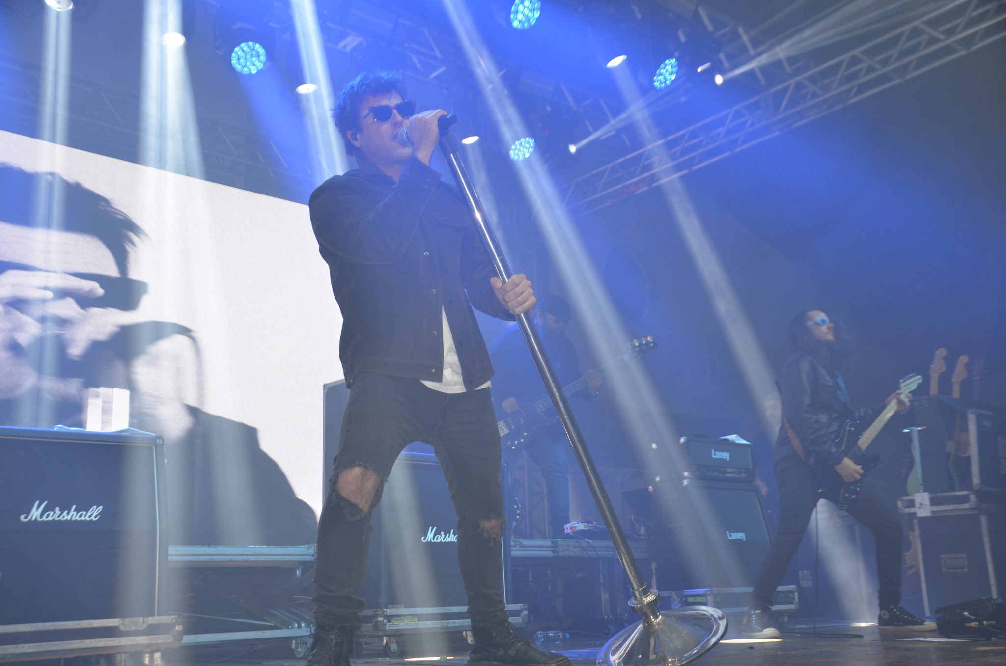 FW- Show Anjos do Hanngar e Reação em Cadeia