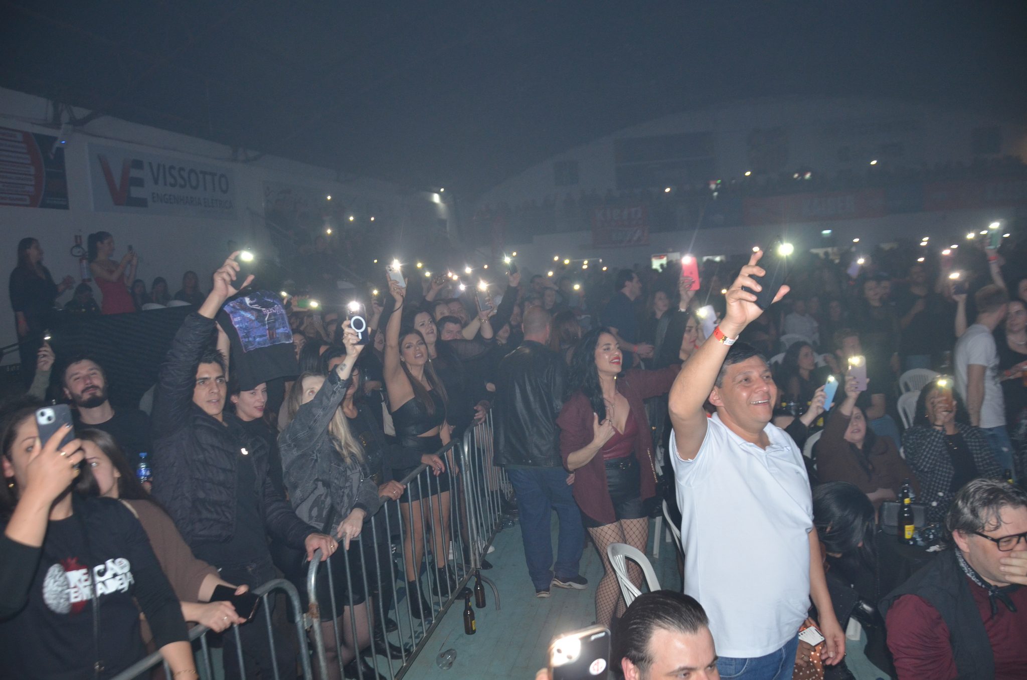 FW- Show Anjos do Hanngar e Reação em Cadeia