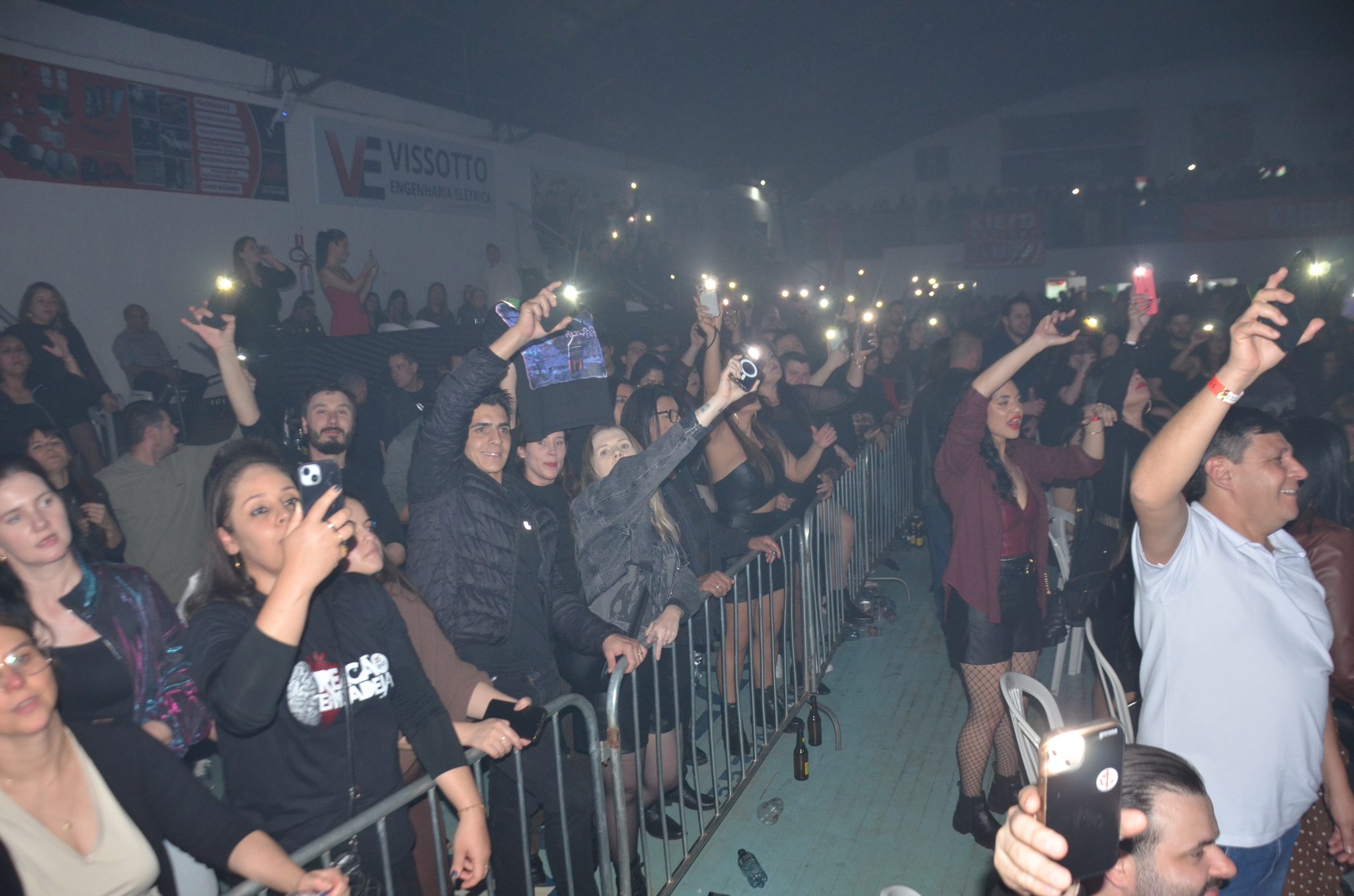 FW- Show Anjos do Hanngar e Reação em Cadeia