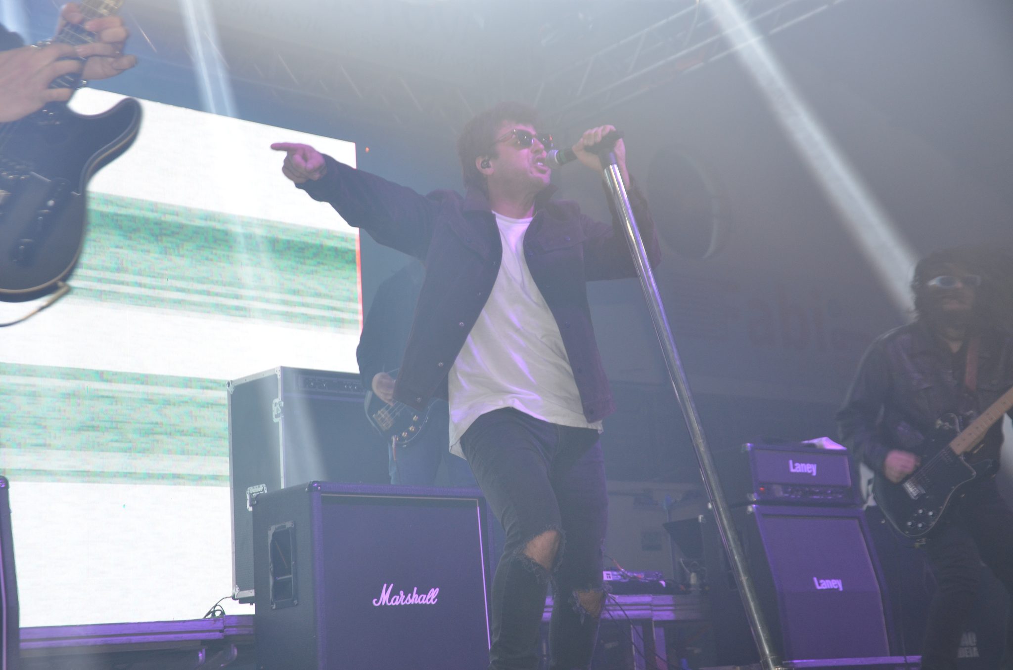 FW- Show Anjos do Hanngar e Reação em Cadeia