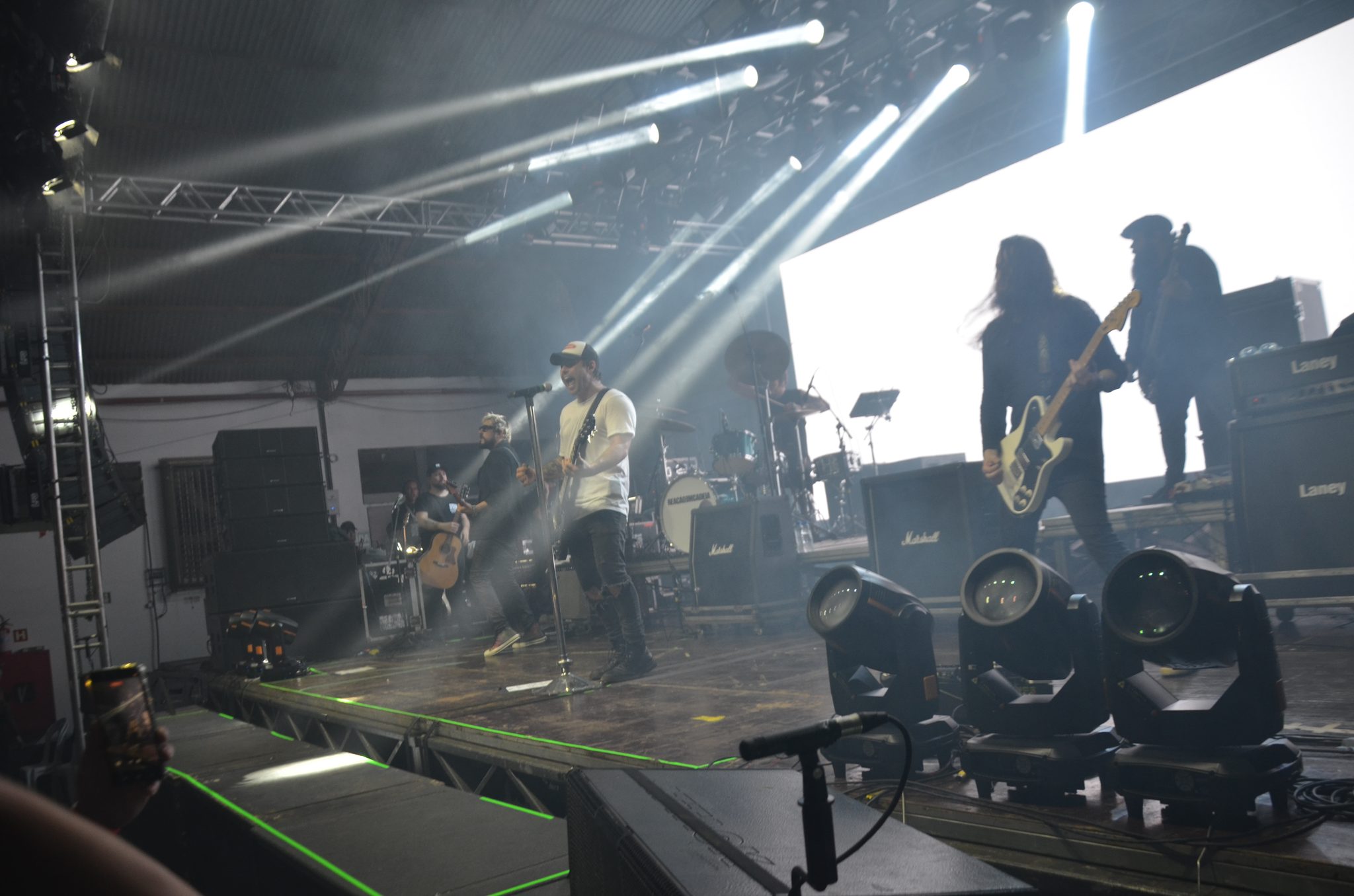 FW- Show Anjos do Hanngar e Reação em Cadeia