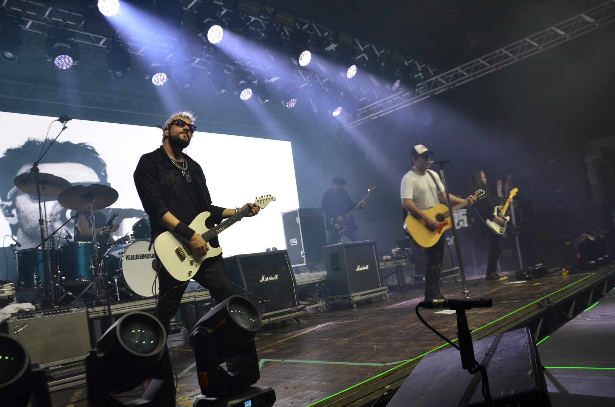 FW- Show Anjos do Hanngar e Reação em Cadeia