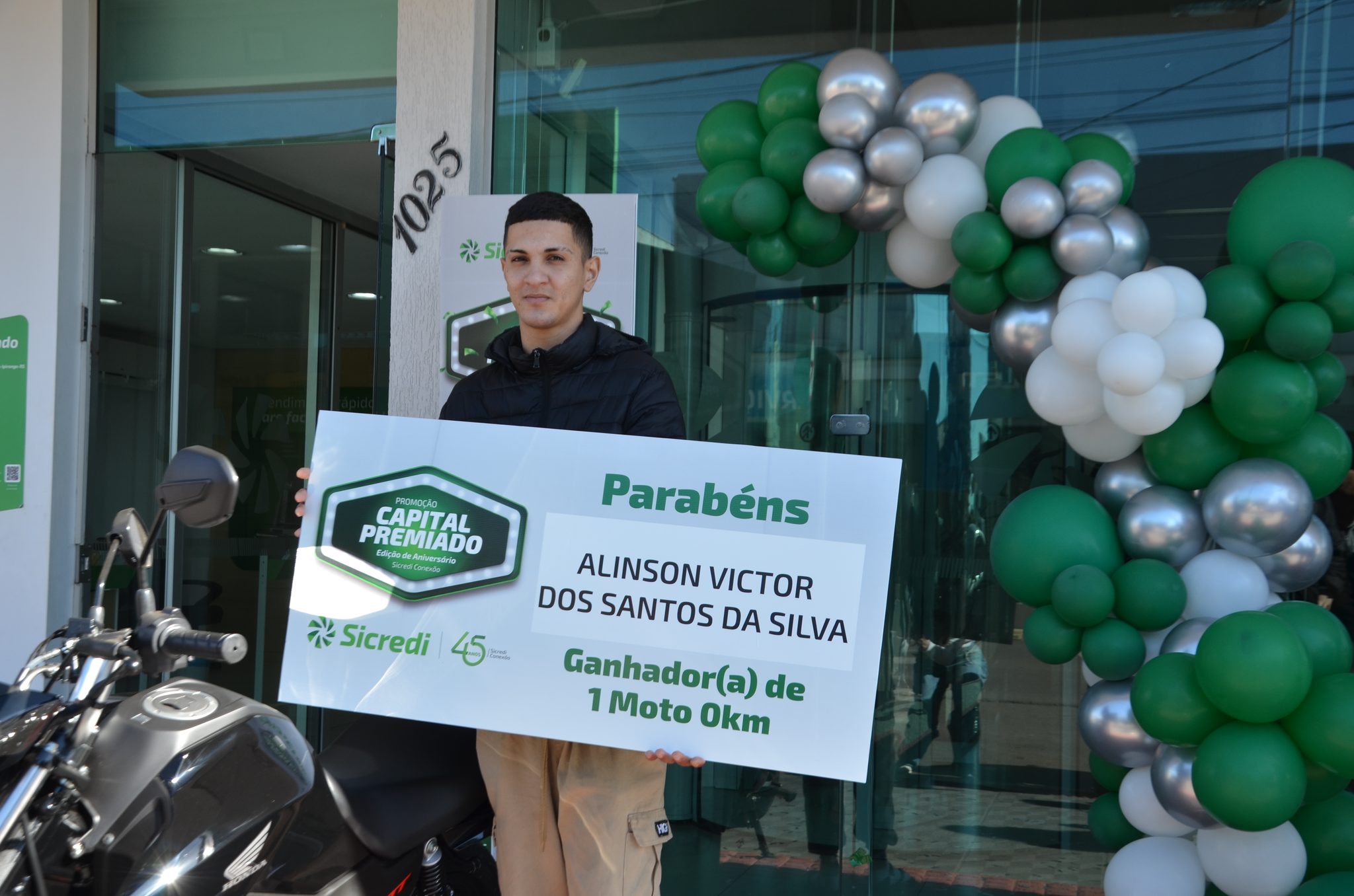 Ganhador de FW da moto 0Km da Campanha Capital Premiado - Sicredi Conexão