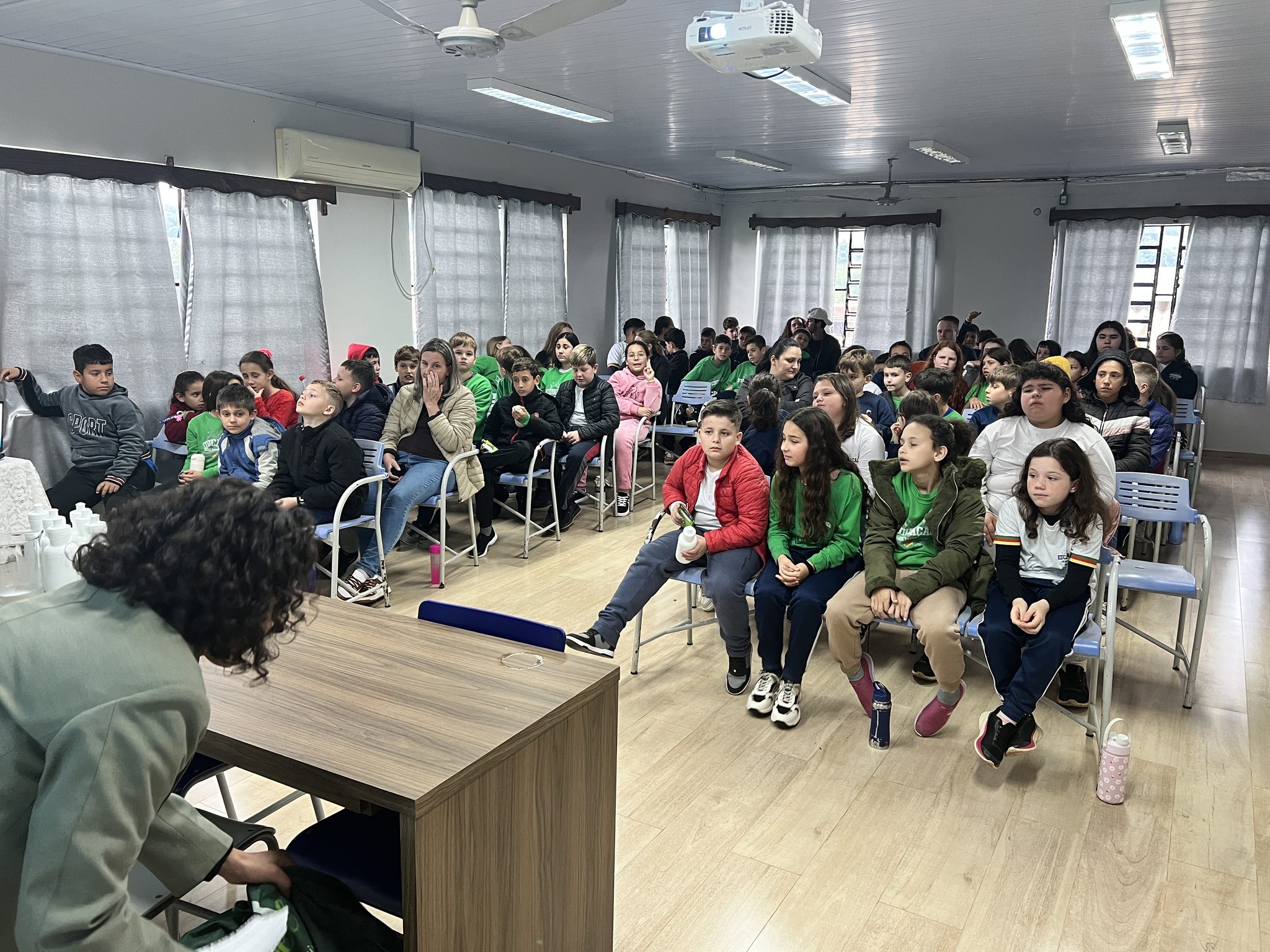 Pinheirinho do Vale - Água Limpa, Futuro Sustentável: Escola Estadual de Educação Básica José Cañellas