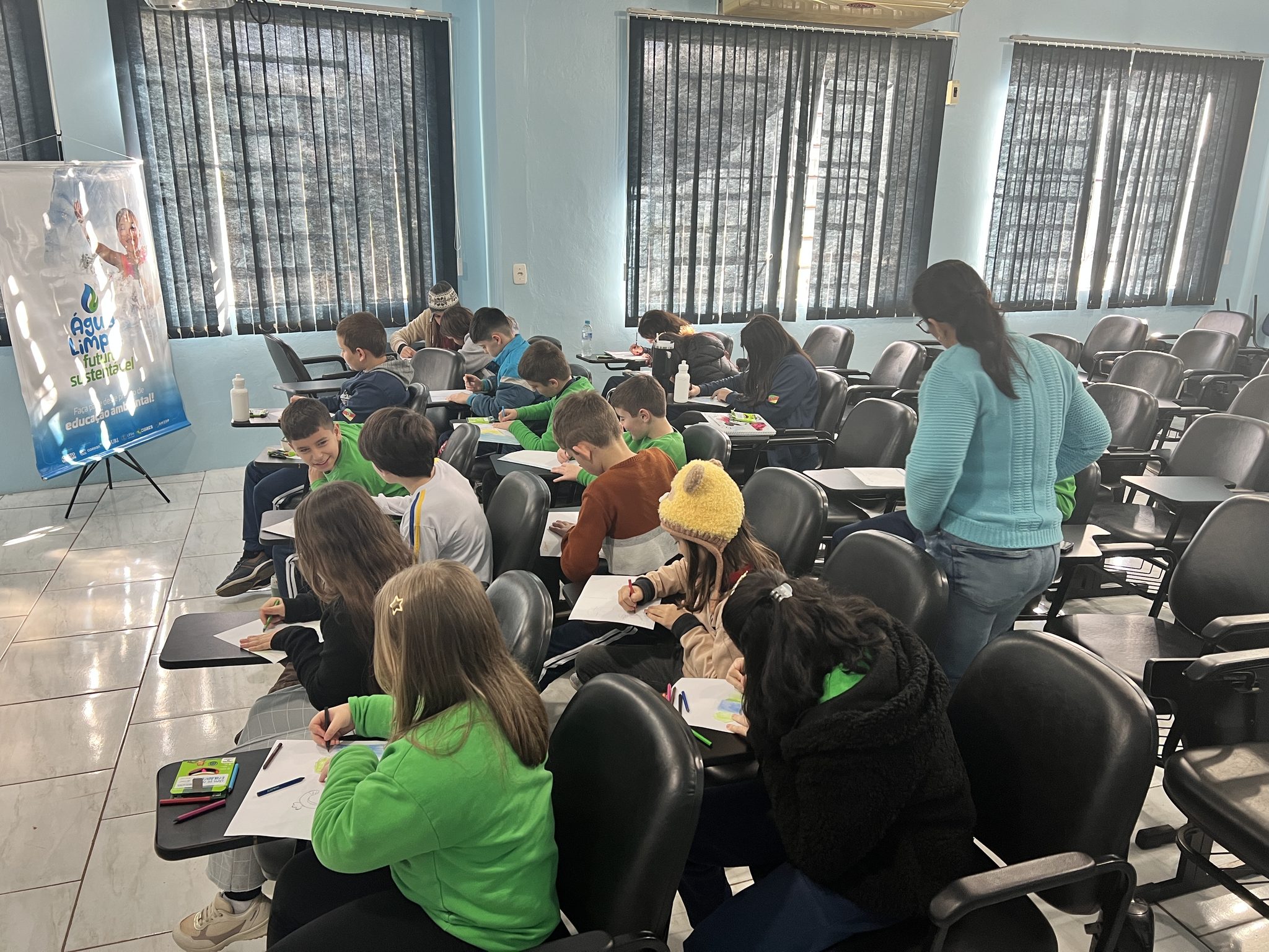 Água Limpa, Futuro Sustentável: Instituto Estadual de Educação Visconde de Taunay