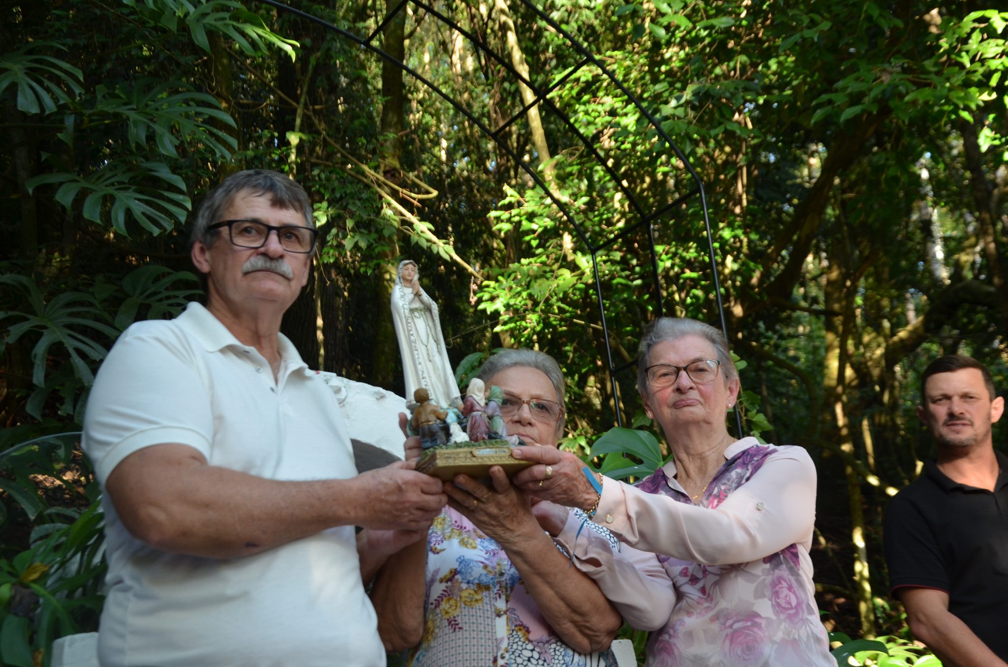 Pinheirinho do Vale: Reinauguração da Gruta Nossa Senhora de Fátima