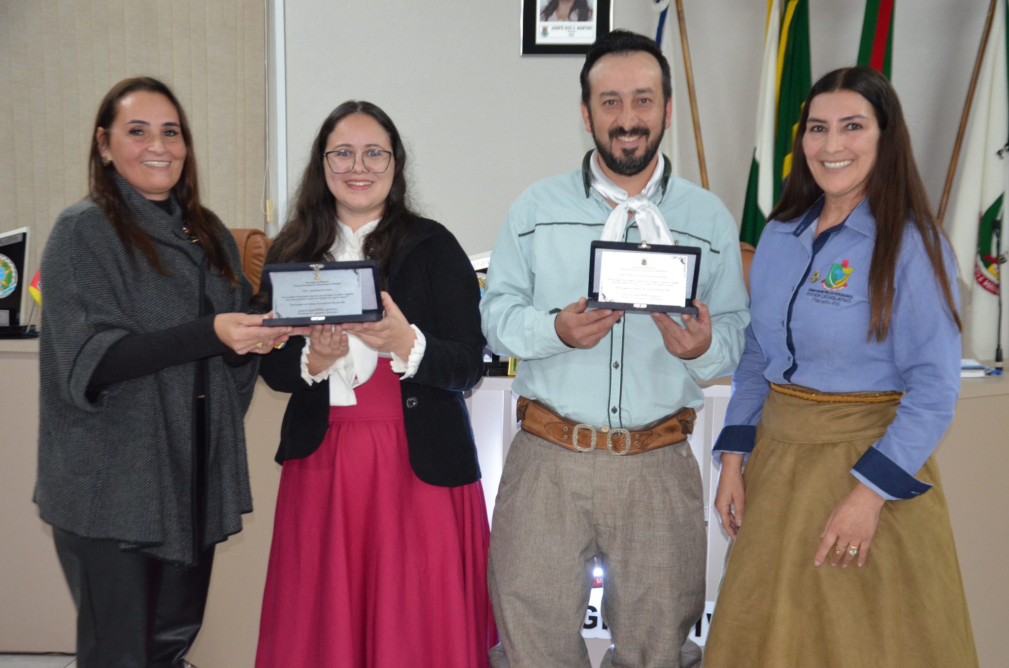 Planalto -Moção de Aplausos ao CTG Querência do Cristal