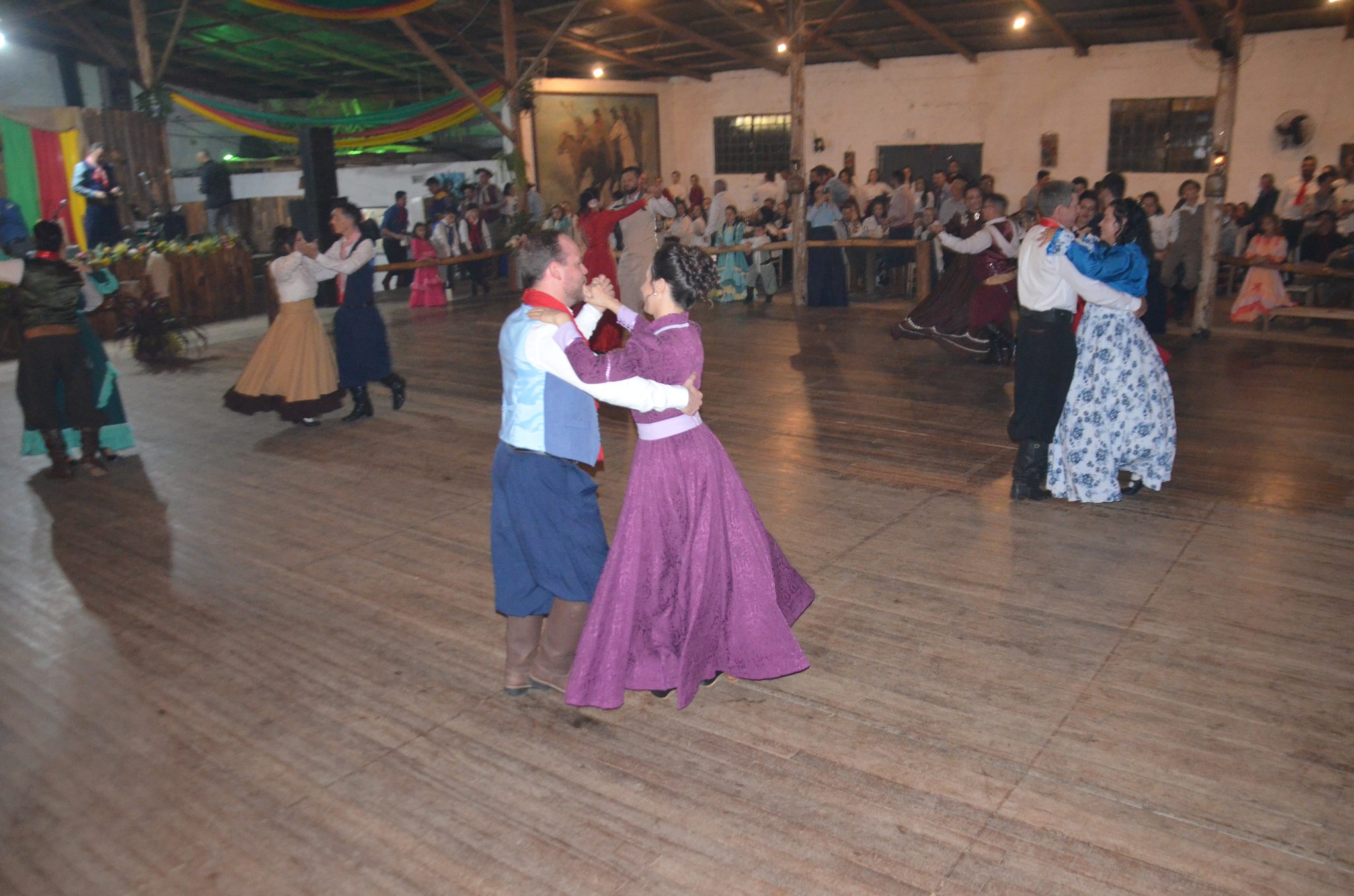 Baile à Moda Antiga - CTG Querência da Serra - Seberi