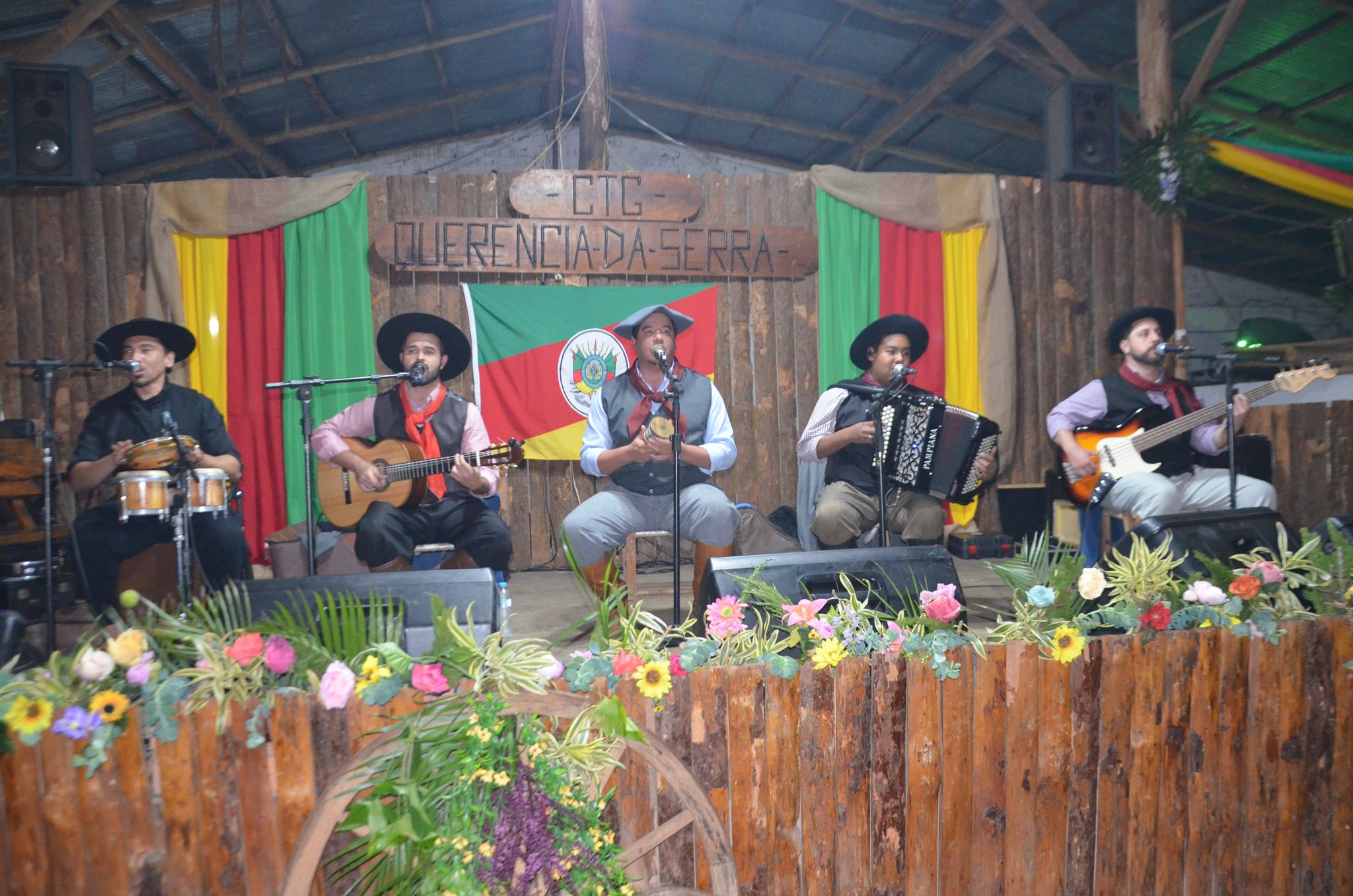 Baile à Moda Antiga - CTG Querência da Serra - Seberi