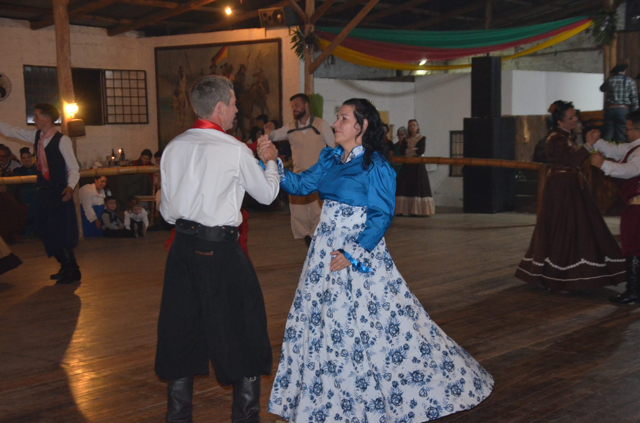 Baile à Moda Antiga - CTG Querência da Serra - Seberi