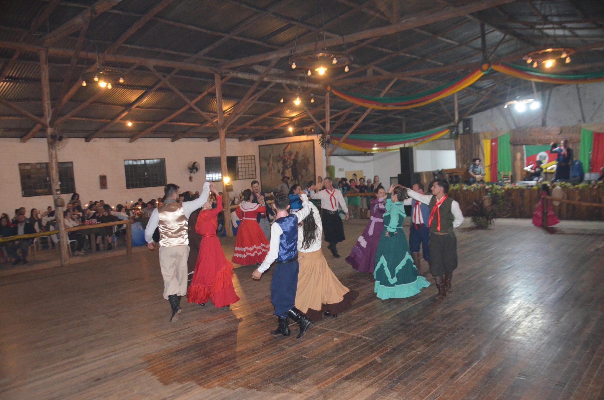 Baile à Moda Antiga - CTG Querência da Serra - Seberi