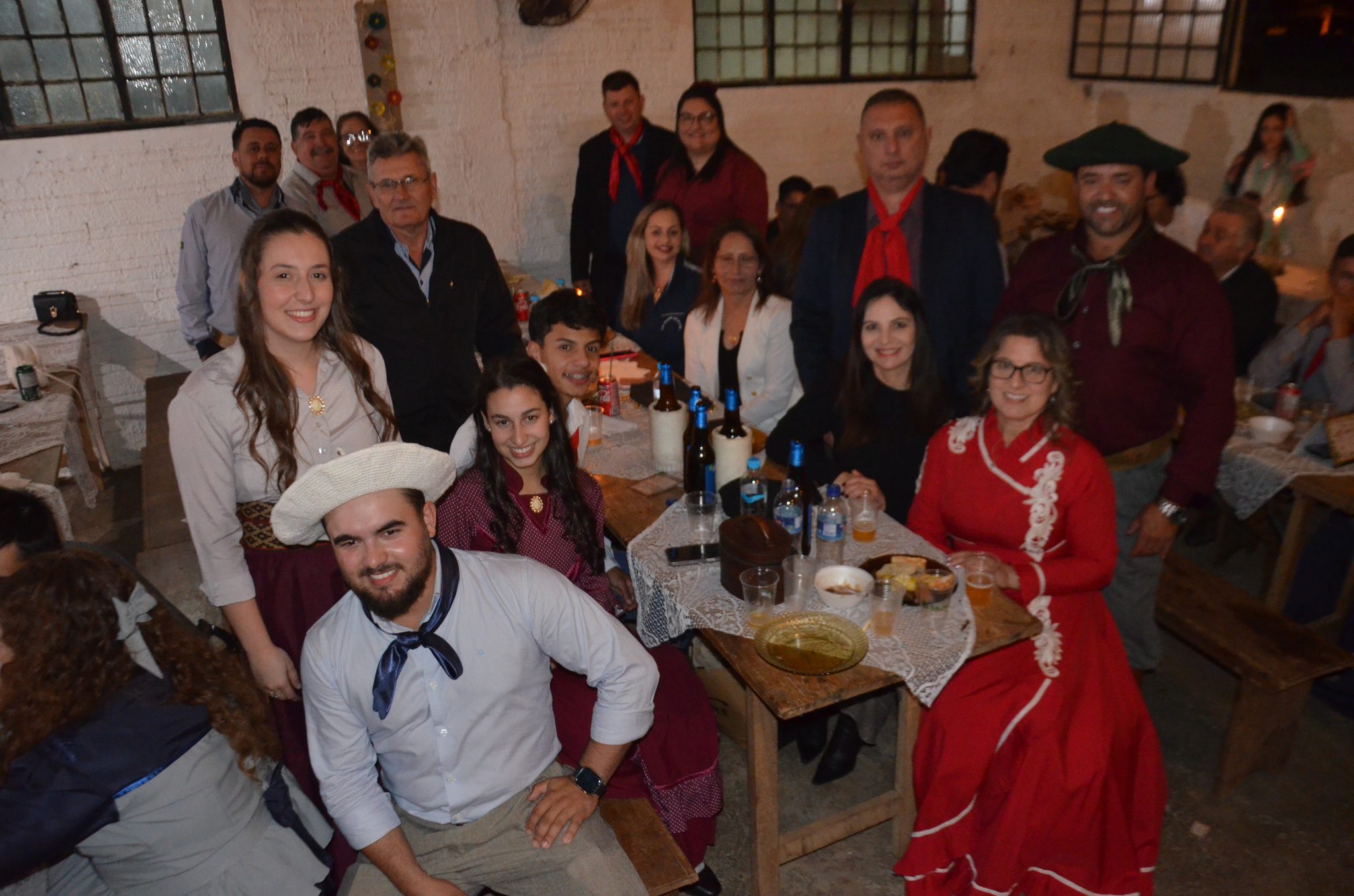 Baile à Moda Antiga - CTG Querência da Serra - Seberi