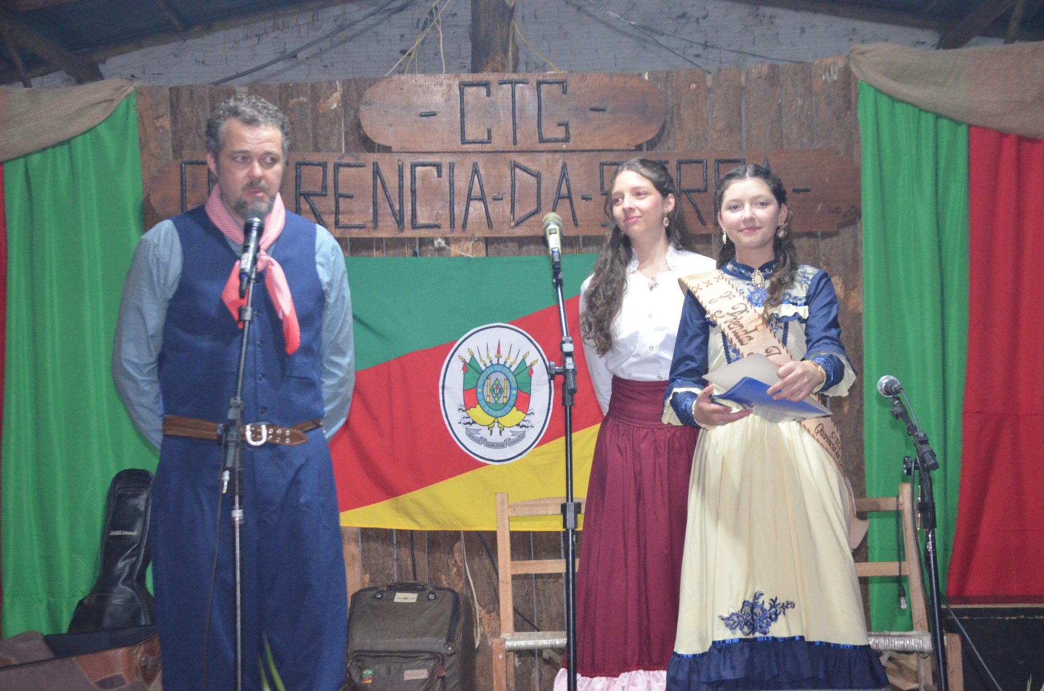 Baile à Moda Antiga - CTG Querência da Serra - Seberi