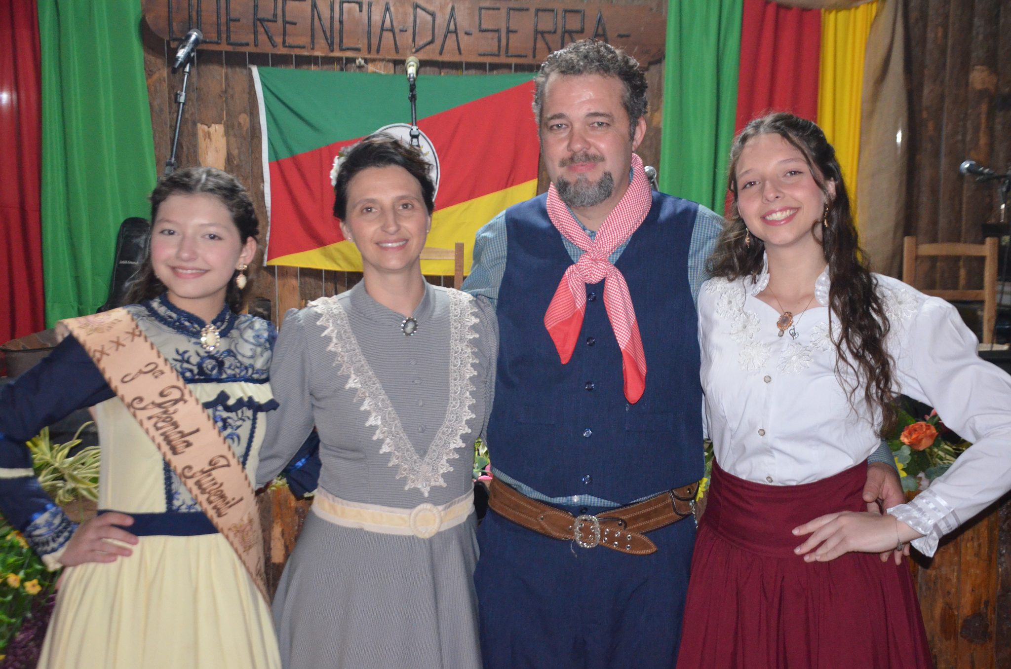 Baile à Moda Antiga - CTG Querência da Serra - Seberi