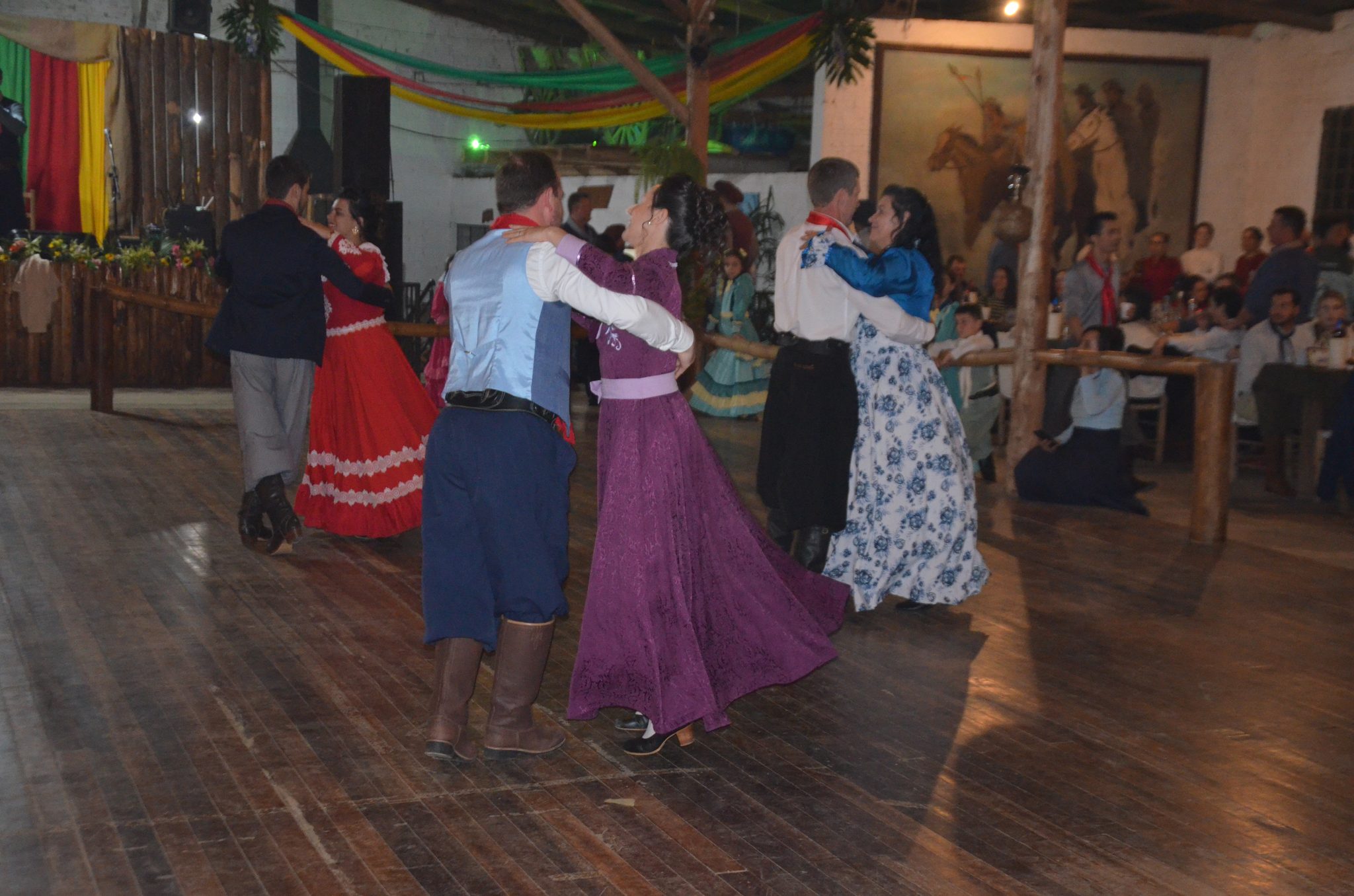 Baile à Moda Antiga - CTG Querência da Serra - Seberi