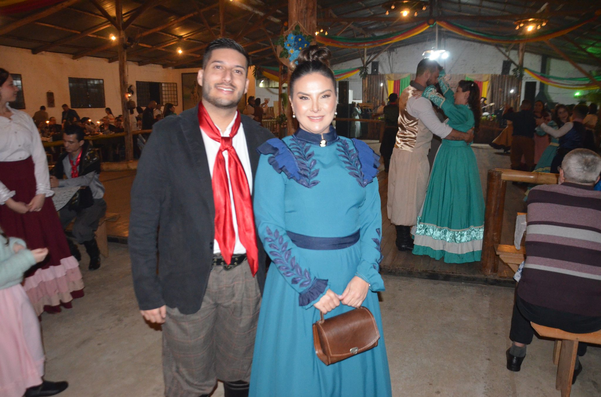 Baile à Moda Antiga - CTG Querência da Serra - Seberi