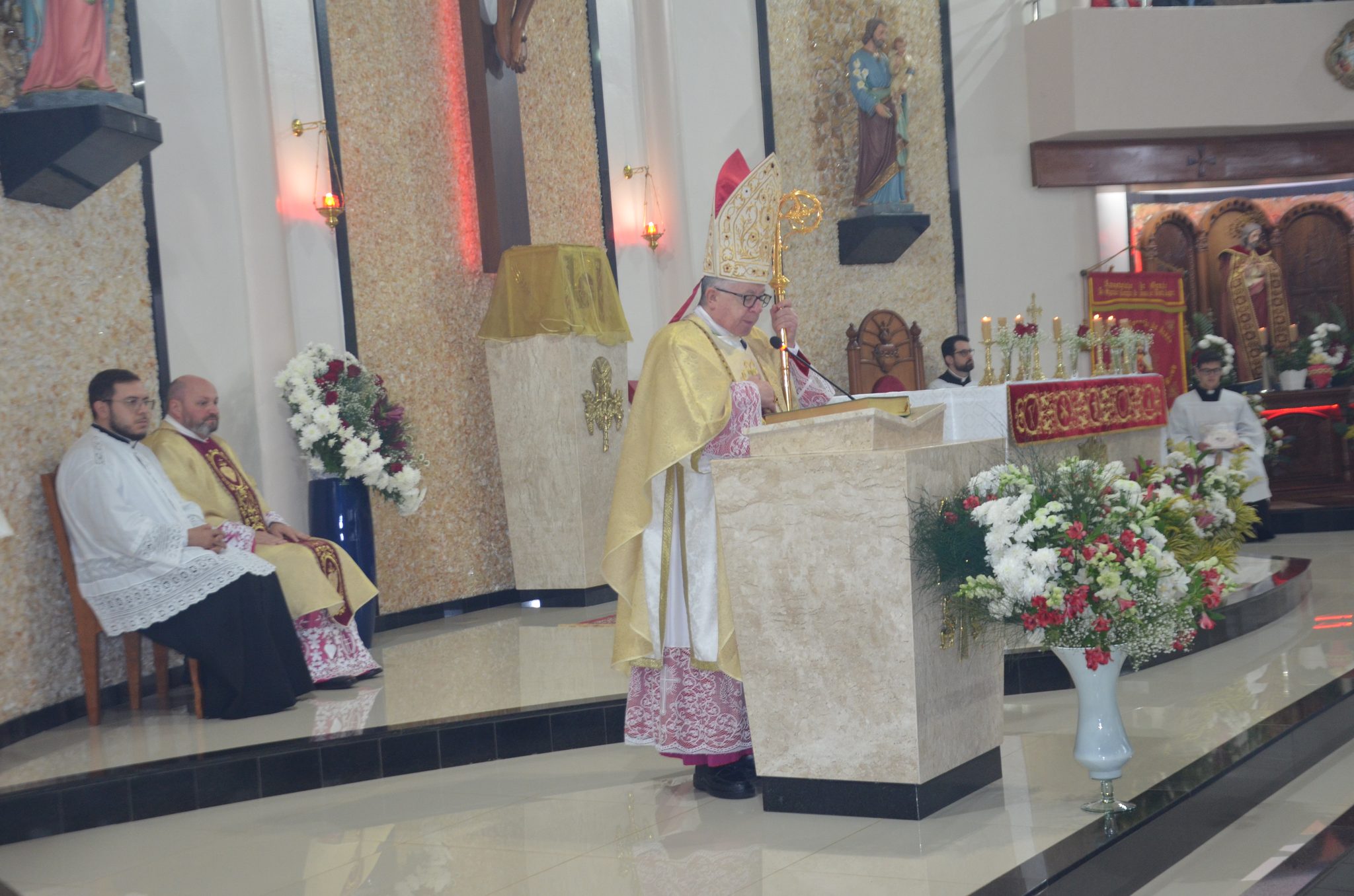 Vista Alegre - Paróquia Sagrado Coração de Jesus é elevada a Santuário Diocesano