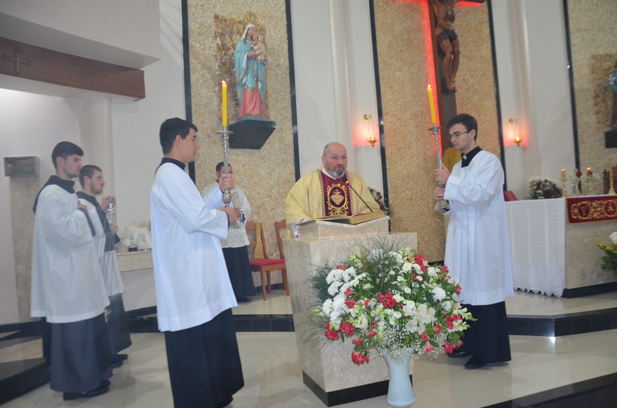 Vista Alegre - Paróquia Sagrado Coração de Jesus é elevada a Santuário Diocesano
