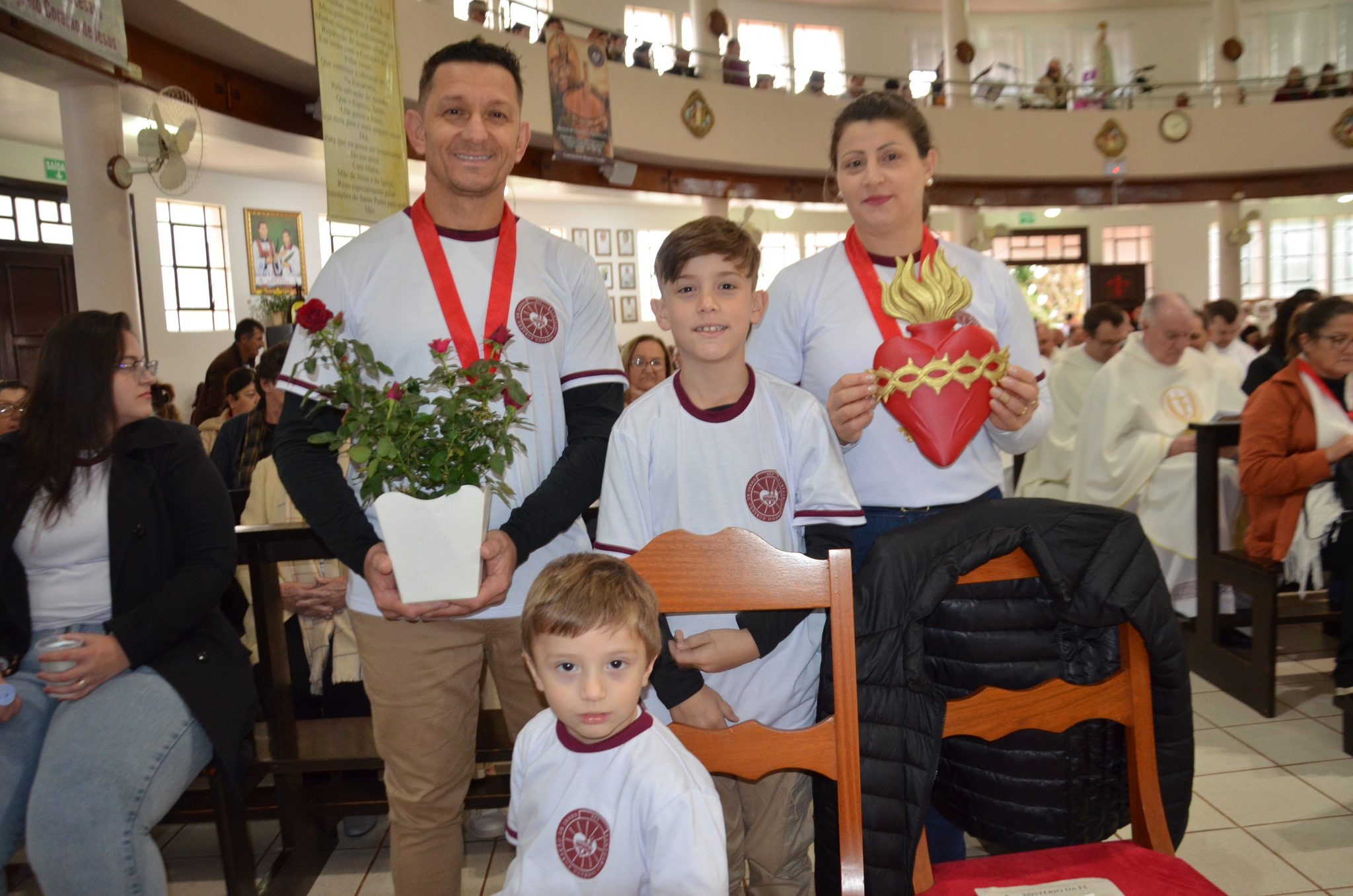 Vista Alegre - Paróquia Sagrado Coração de Jesus é elevada a Santuário Diocesano