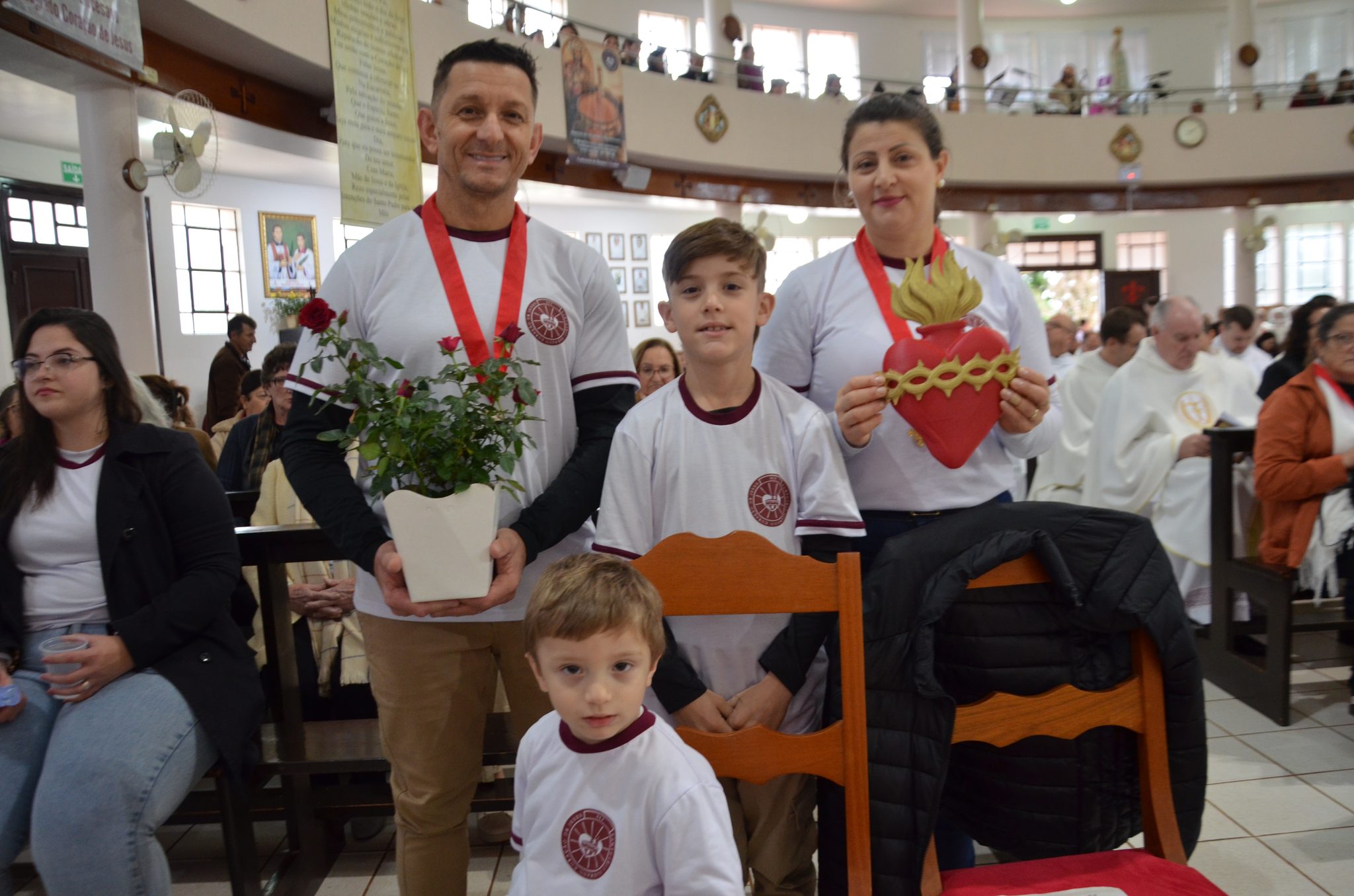 Vista Alegre - Paróquia Sagrado Coração de Jesus é elevada a Santuário Diocesano