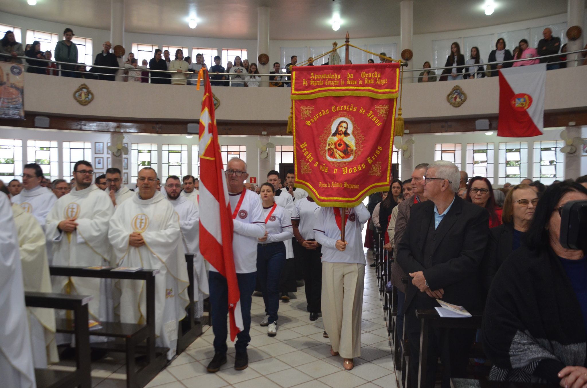Vista Alegre - Paróquia Sagrado Coração de Jesus é elevada a Santuário Diocesano