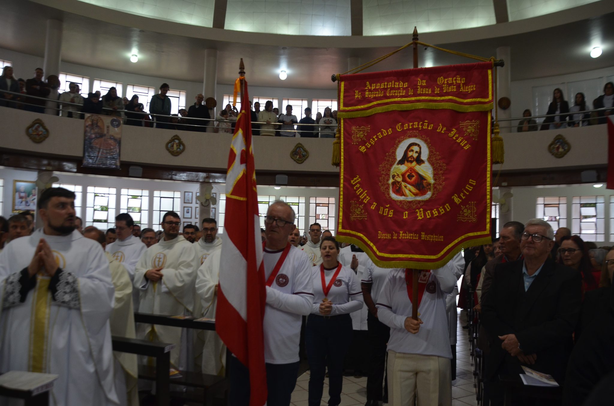 Vista Alegre - Paróquia Sagrado Coração de Jesus é elevada a Santuário Diocesano